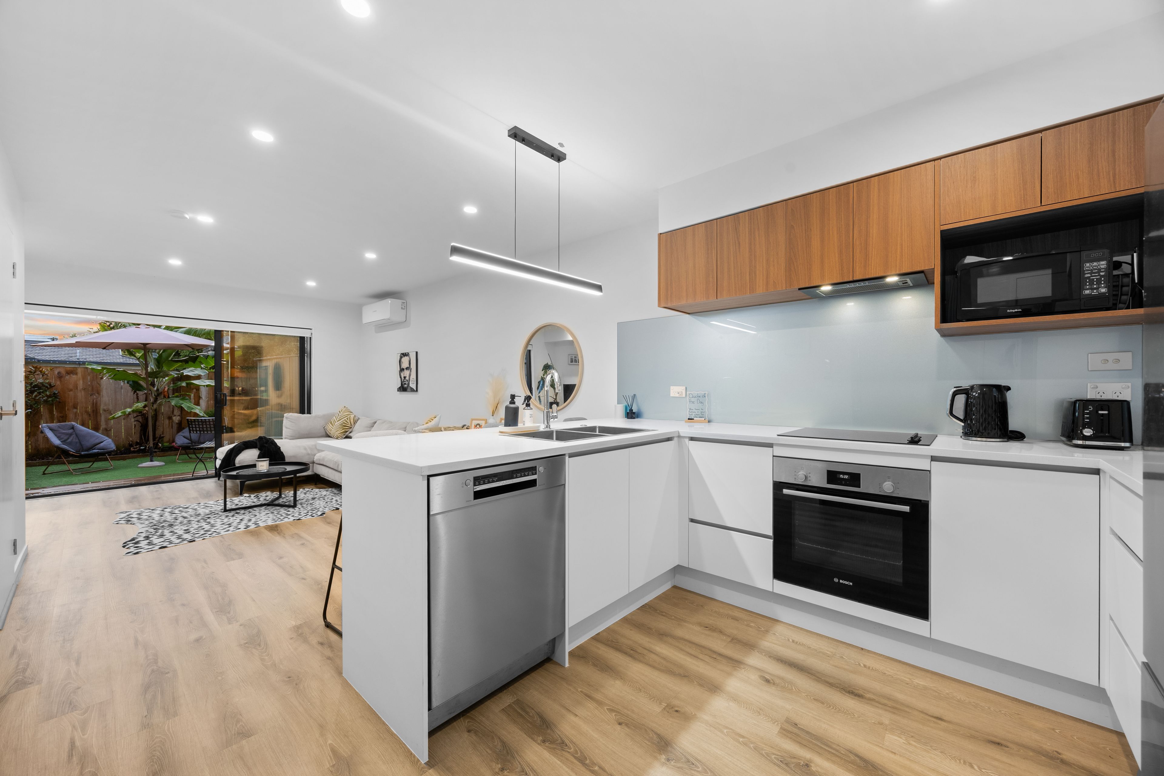 5/9 Flanshaw Road, Te Atatu South, Waitakere City