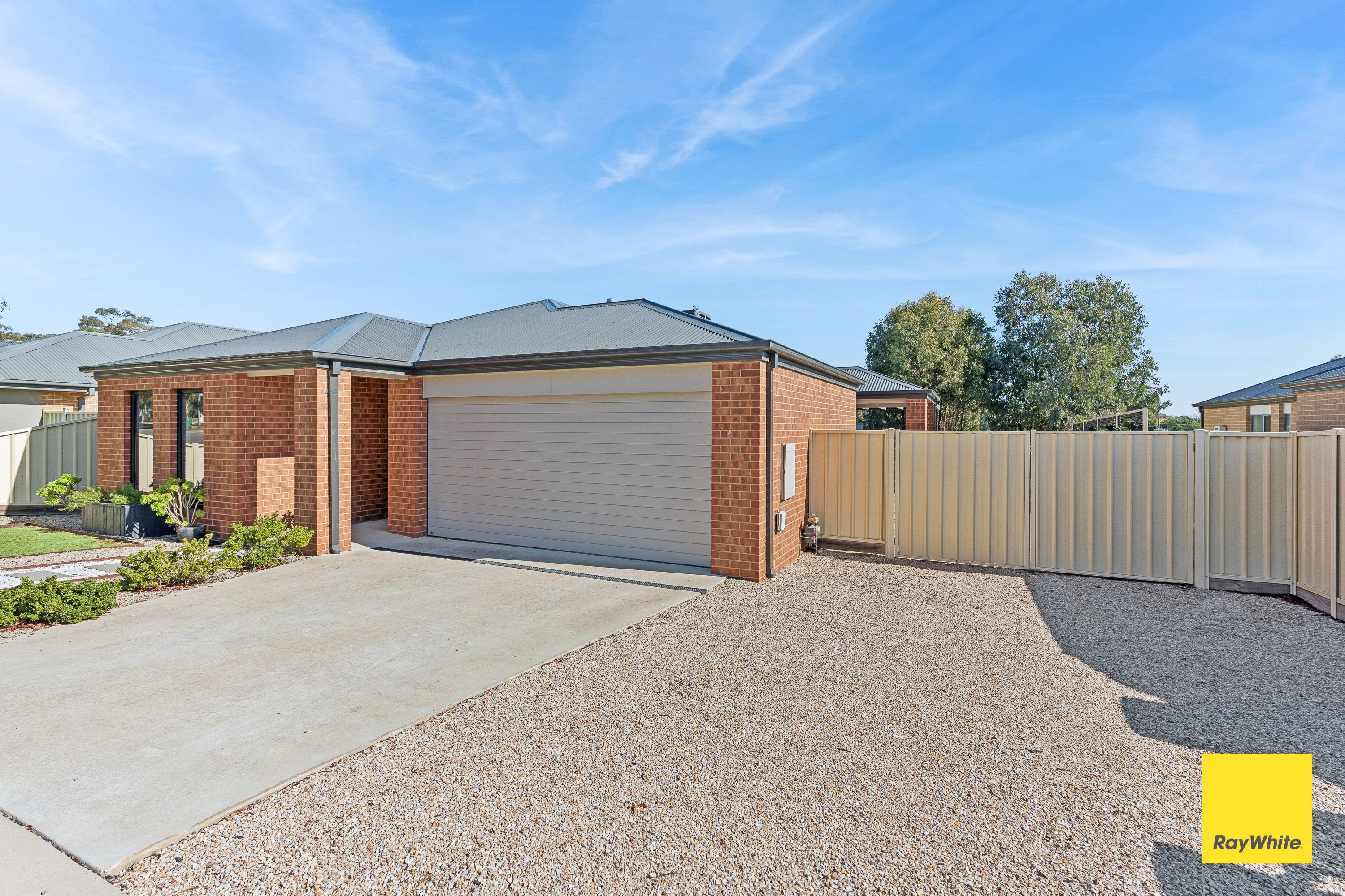 10 Jenolian Street, Huntly, VIC 3551