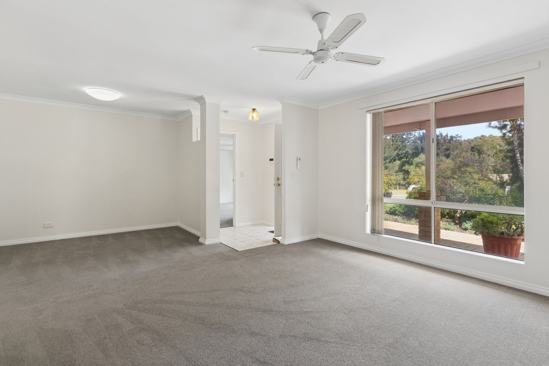 111 Oakmont Avenue — photo 5 of 28