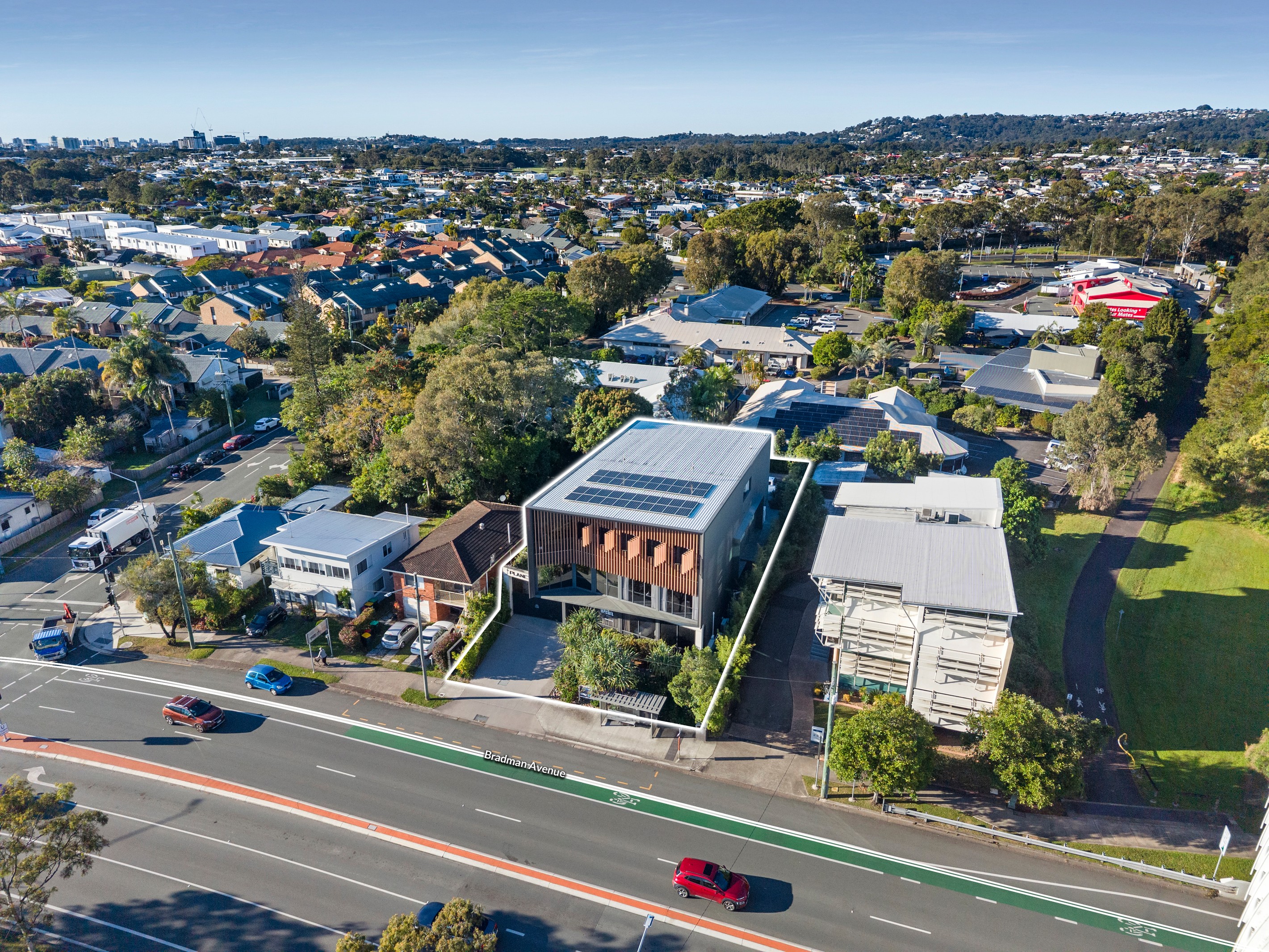 235 Bradman Avenue, Maroochydore, QLD 4558