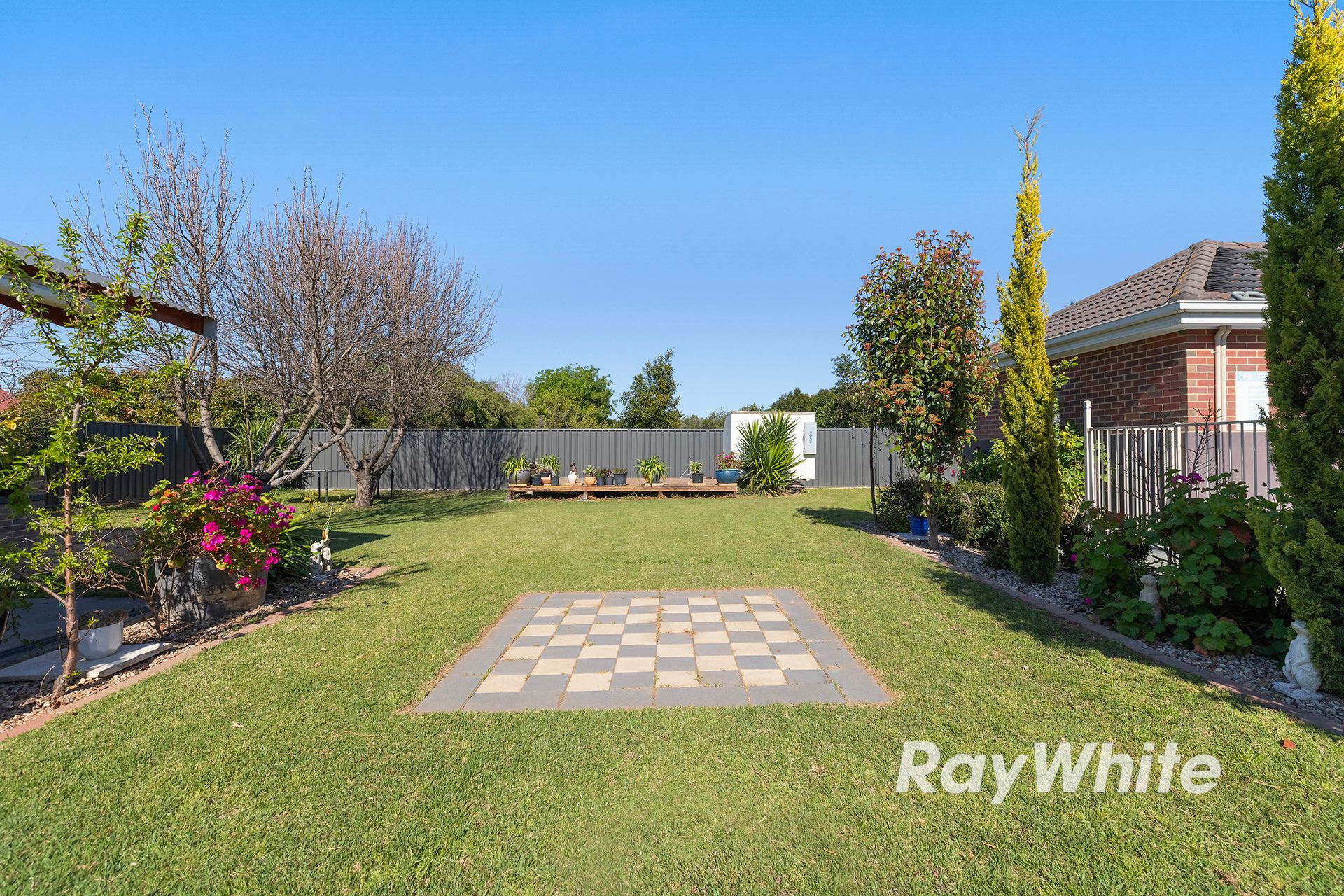 1 Winbi Avenue — photo 19 of 27