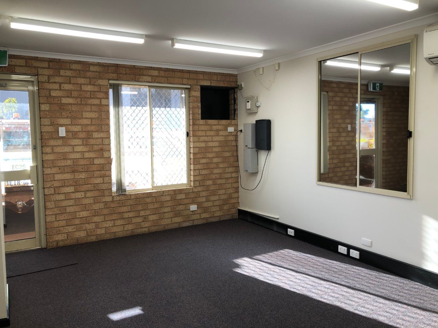 Unit 2/4 Crane Circle, Karratha, WA 6714