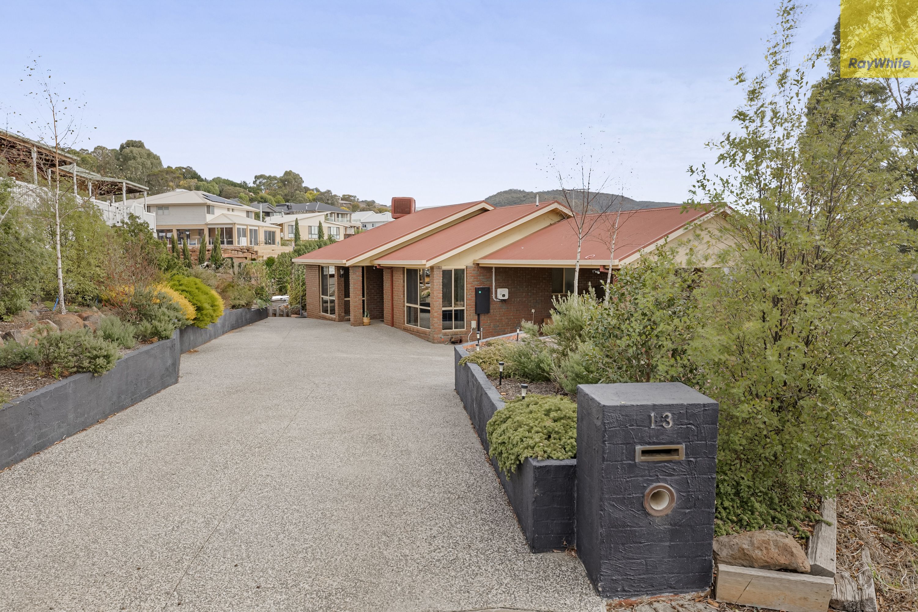 13 Carlogie Place, Darley VIC 3340