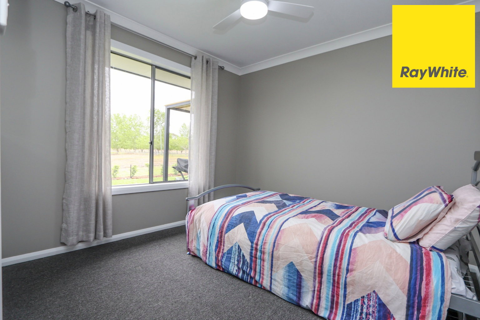4 Talbragar Close — photo 10 of 20