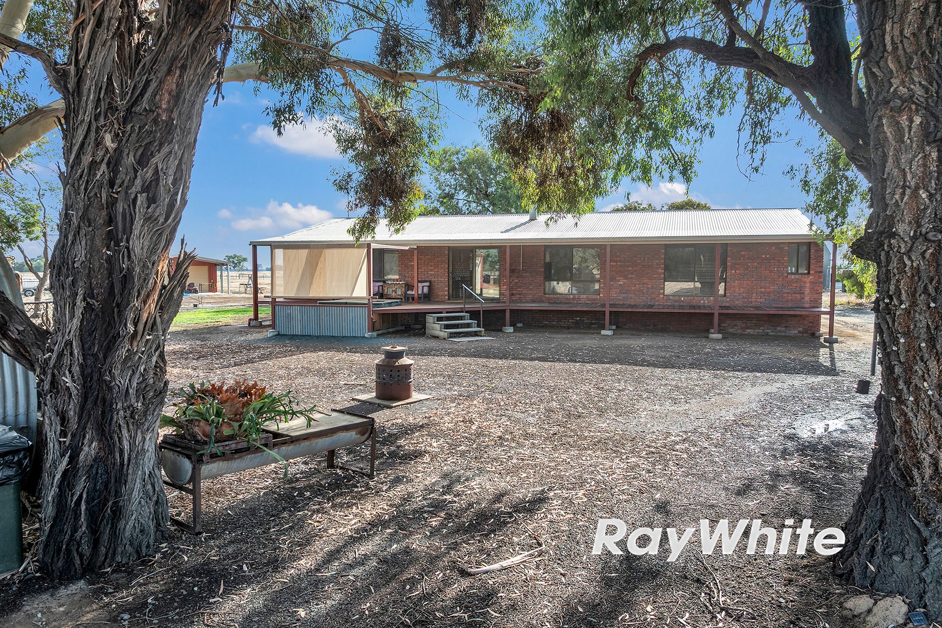 33 Zegelin Road, Rochester, VIC 3561