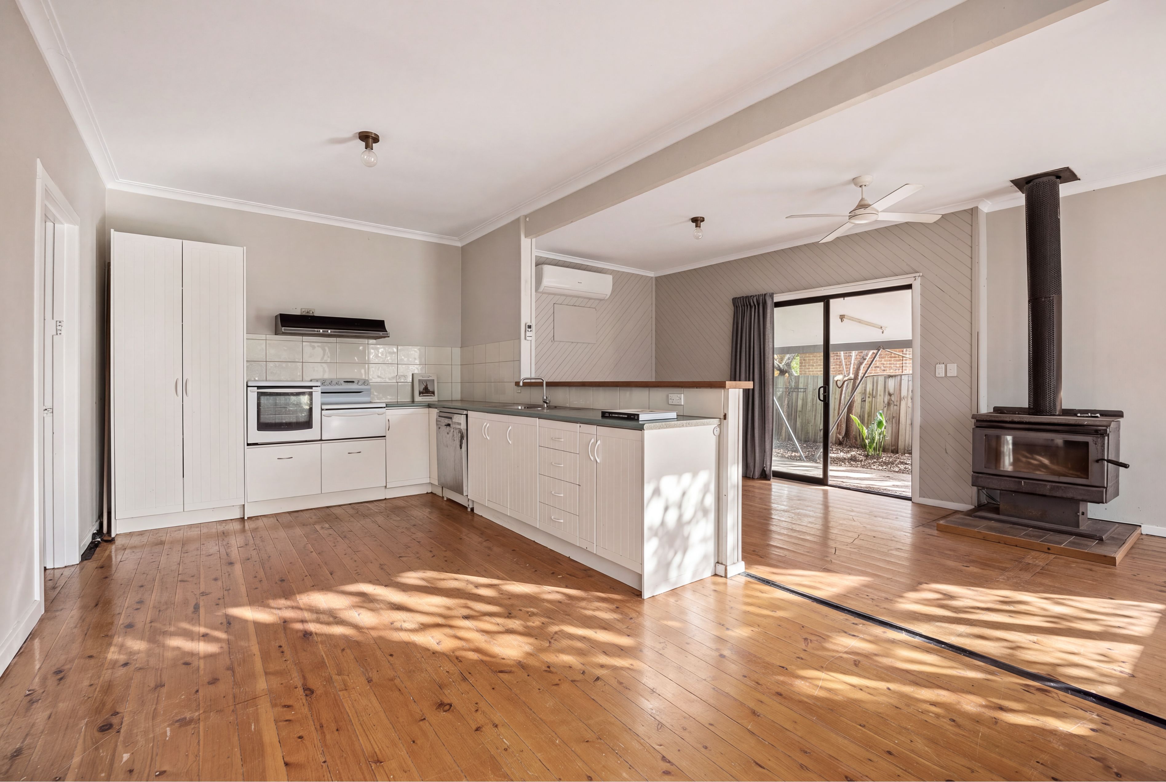 33 McIntosh Street — photo 5 of 15