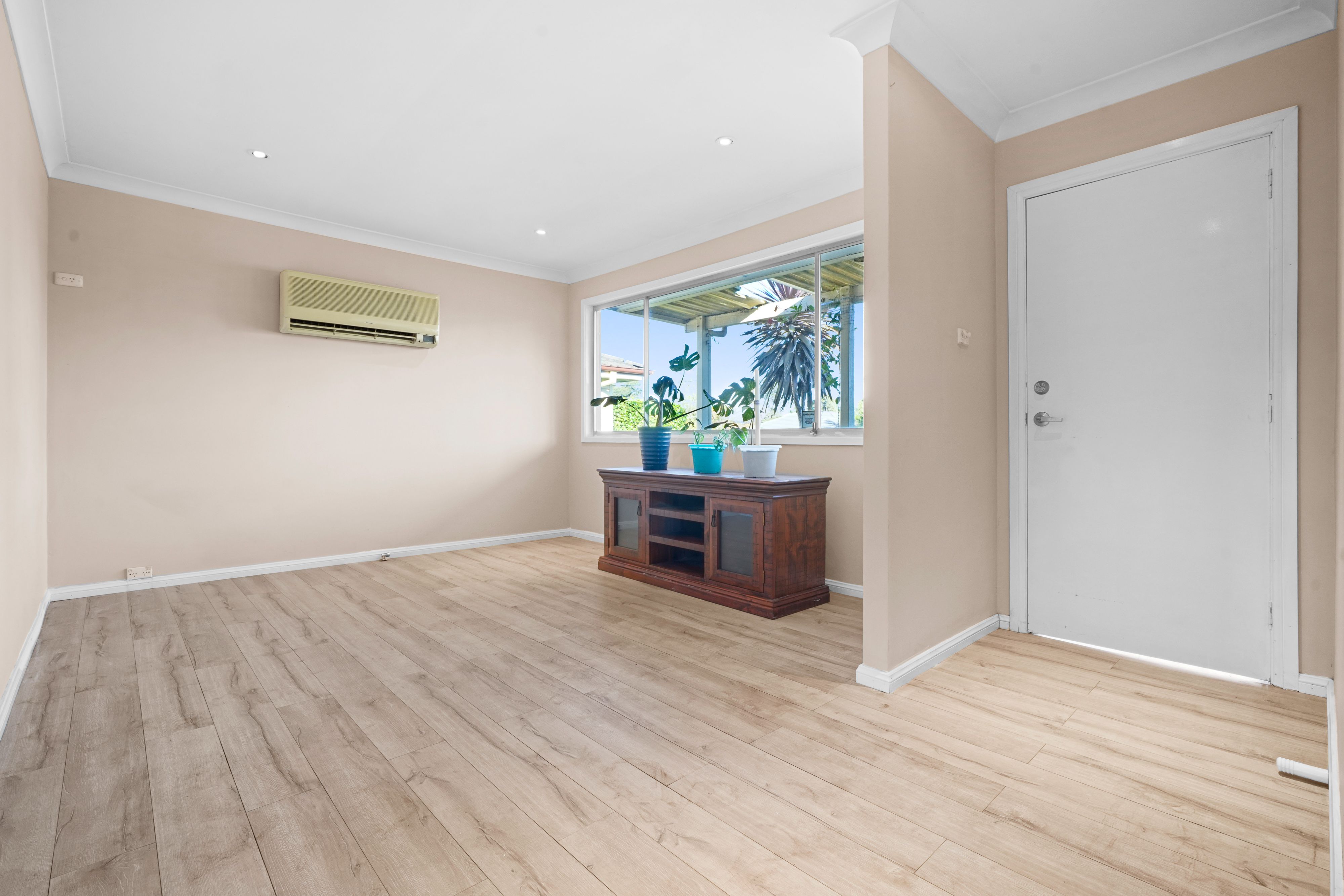 44 Craig Avenue, Oxley Park, NSW 2760