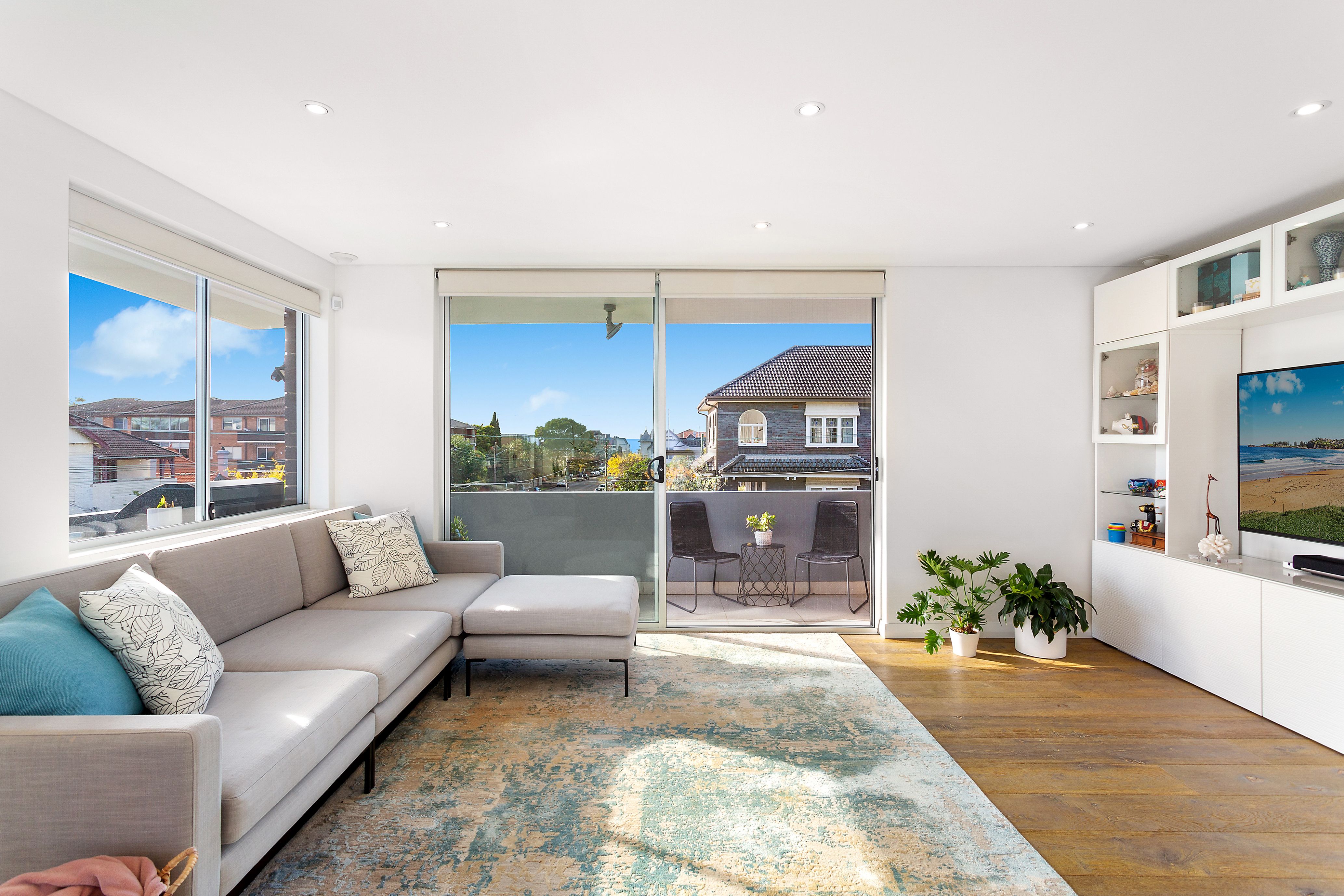 16 Carr Street, Coogee NSW 2034