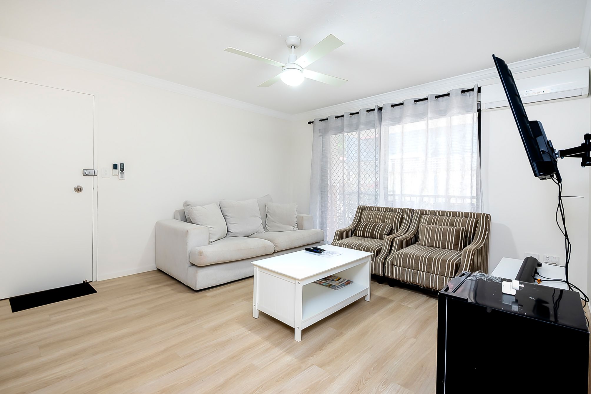 1/4 Waverley Street, Southport, QLD 4215