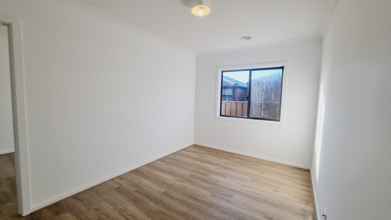 3 Cowal Street — photo 9 of 17