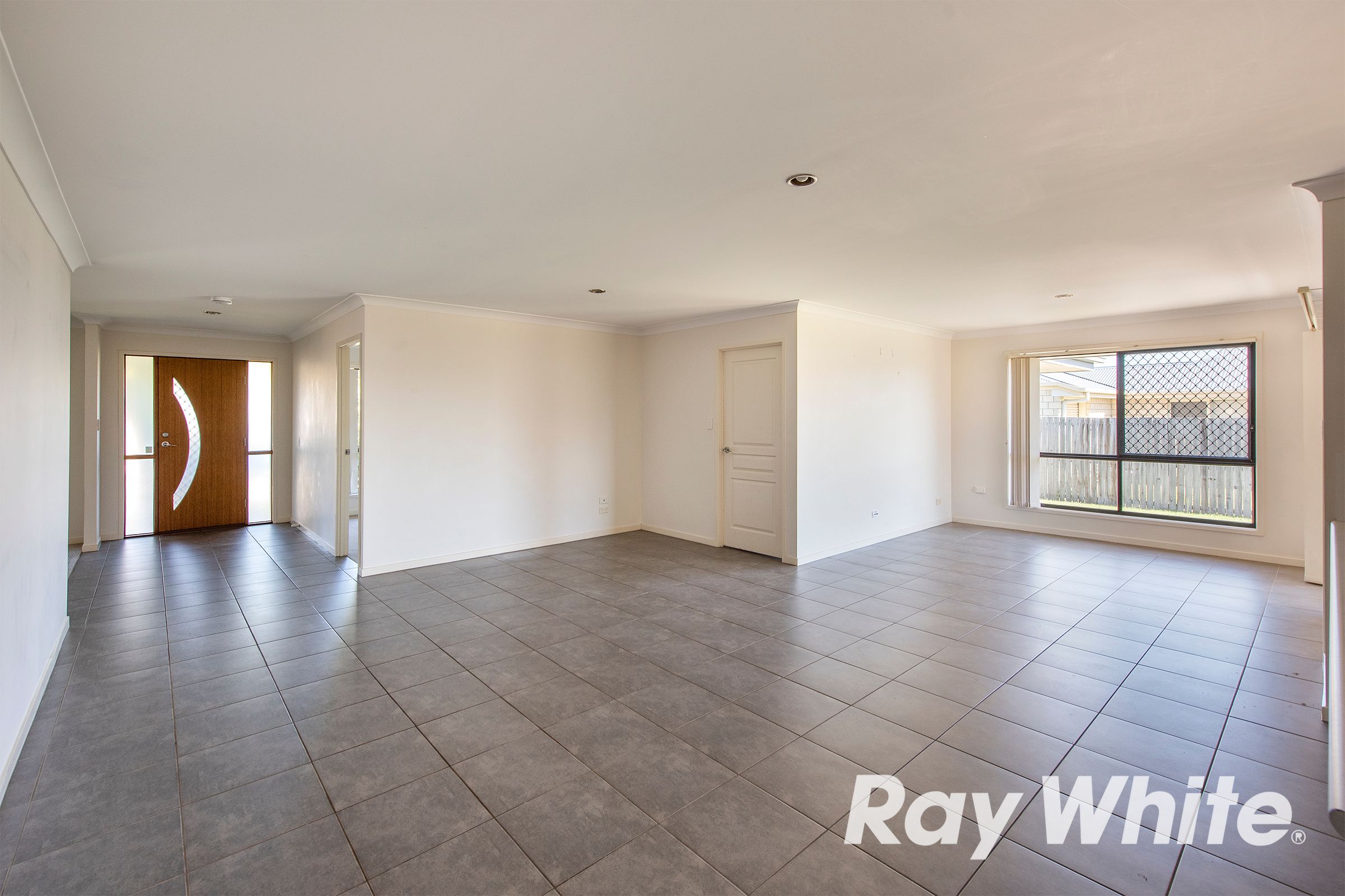 3 Ashmore Close, Marsden, QLD 4132