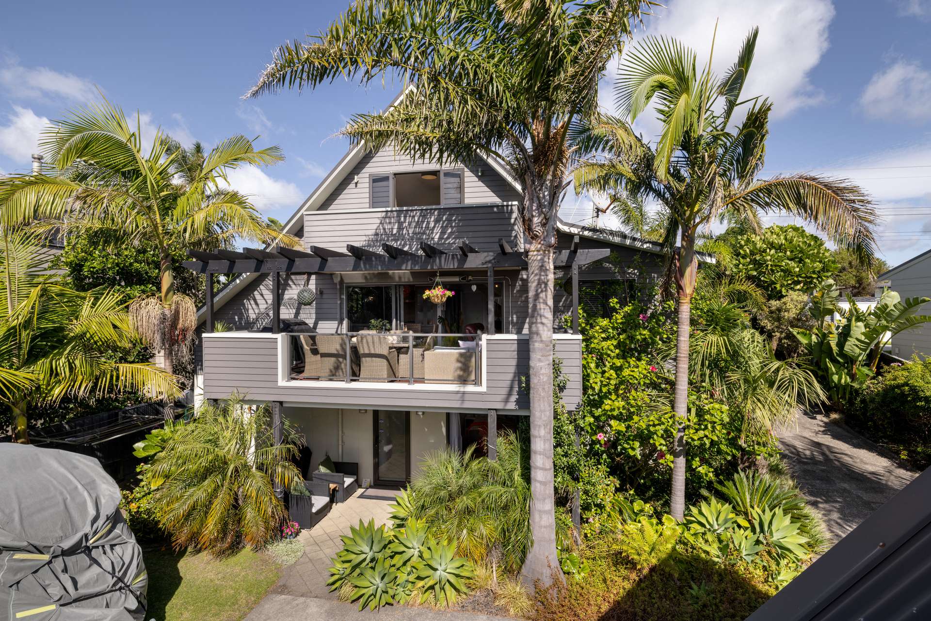 1107 Papamoa Beach Road photo 2