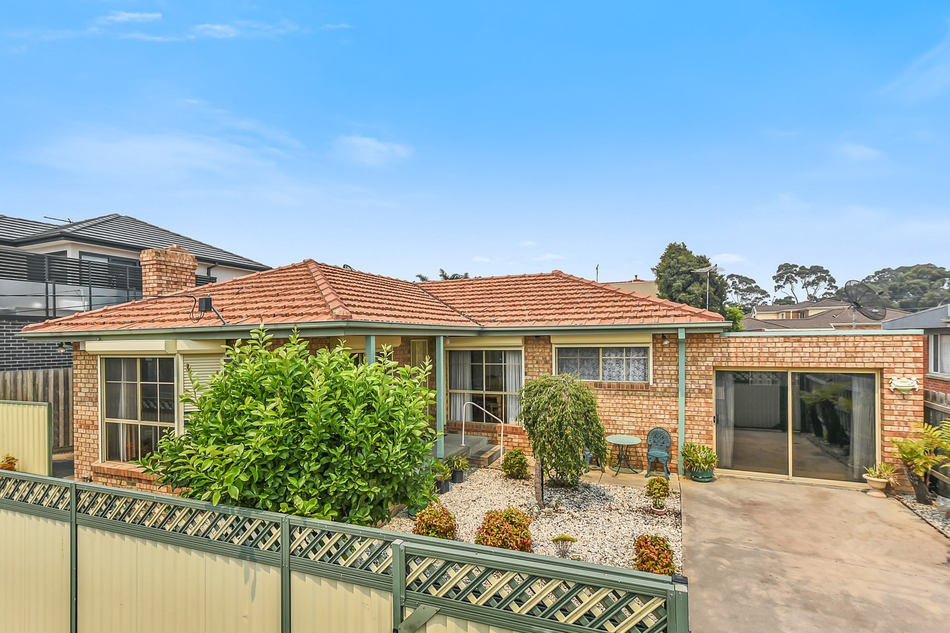 2/5 Day Street, Dandenong, VIC 3175