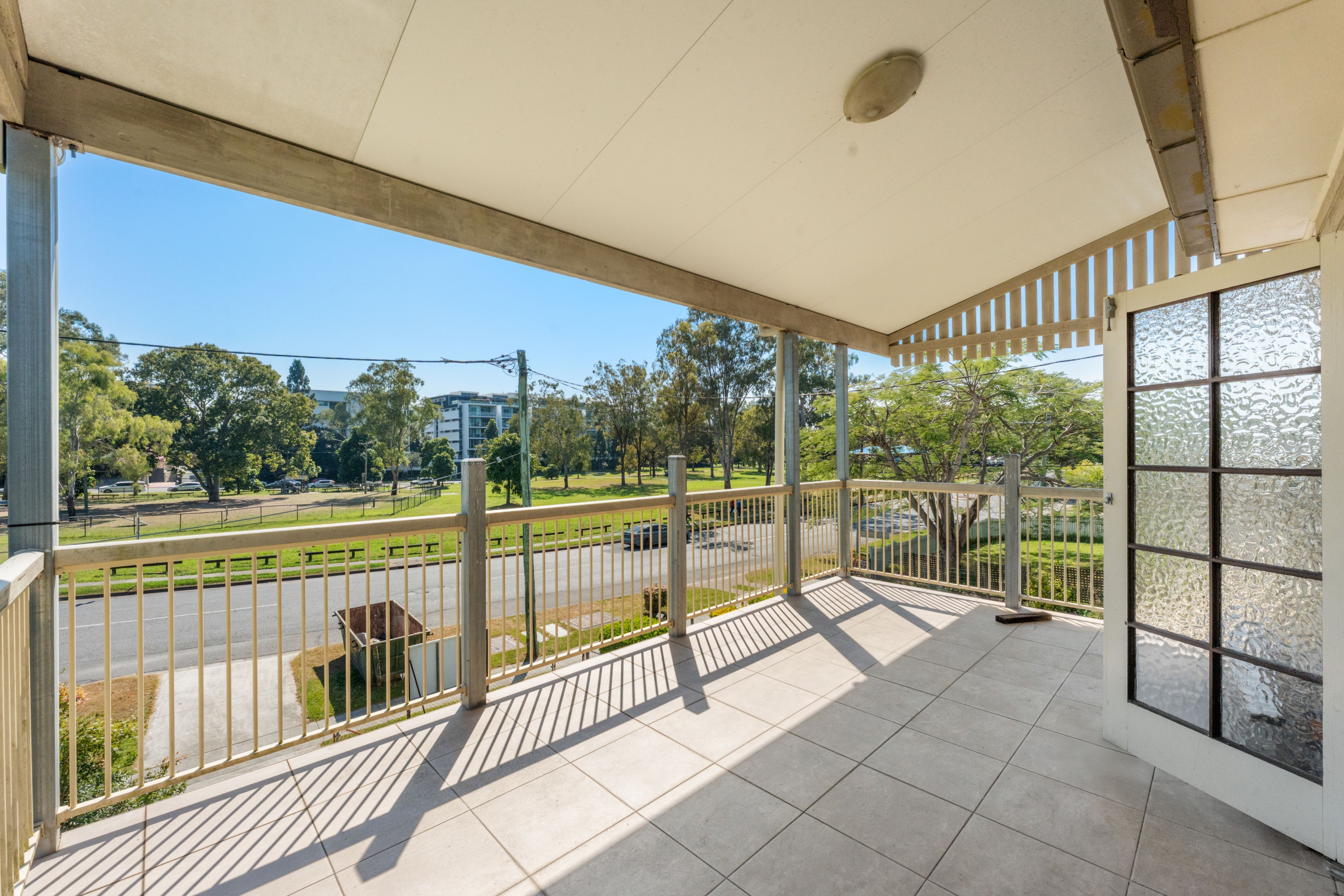 64 Hyde Road, Yeronga, QLD 4104