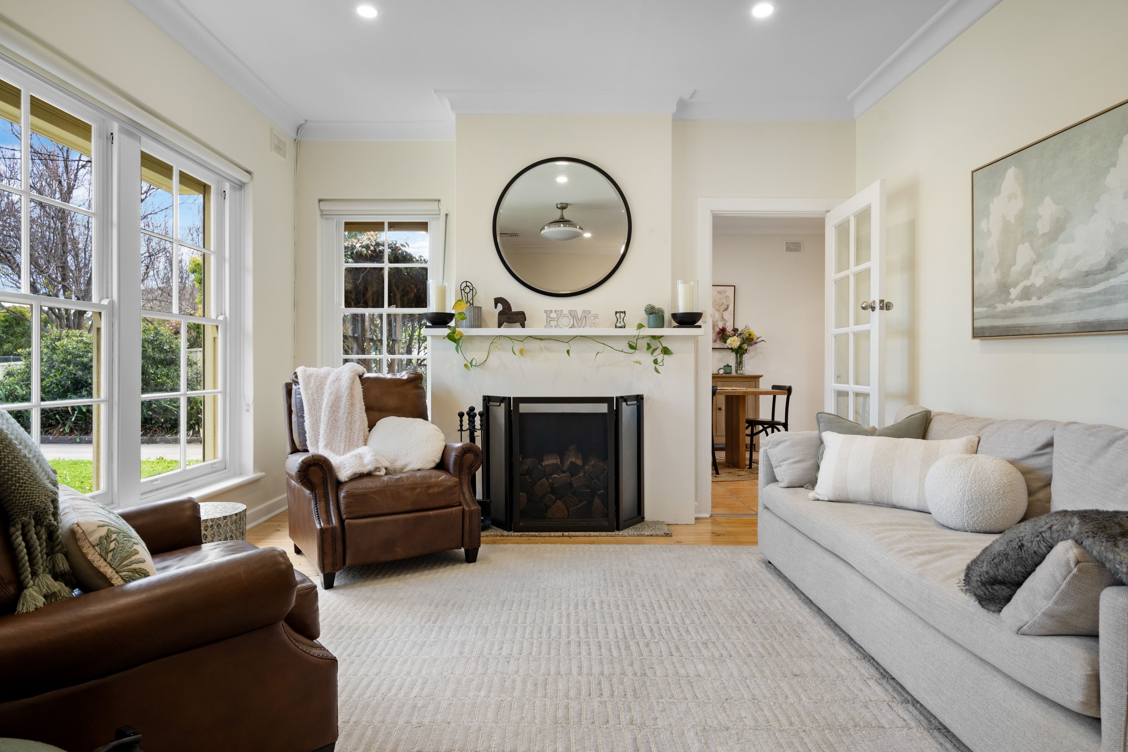 54 Malurus Avenue — photo 4 of 19