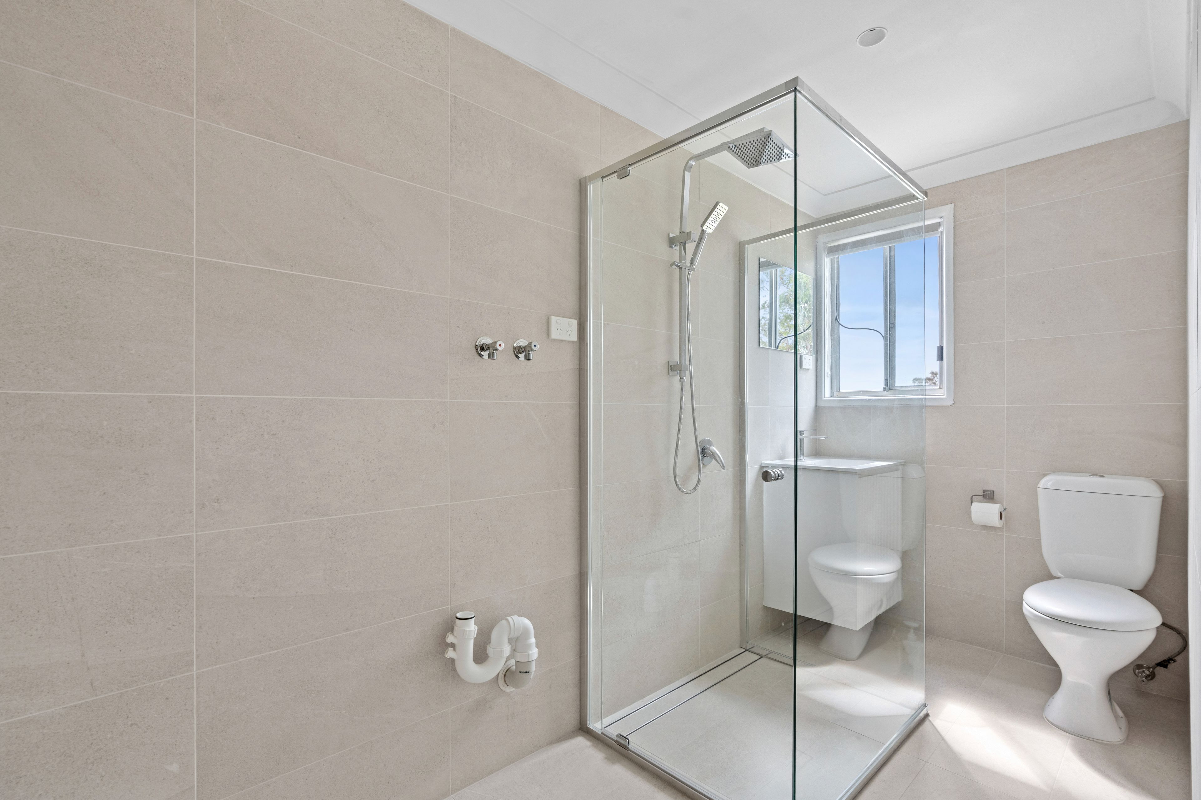 34 Vales Road — photo 11 of 13