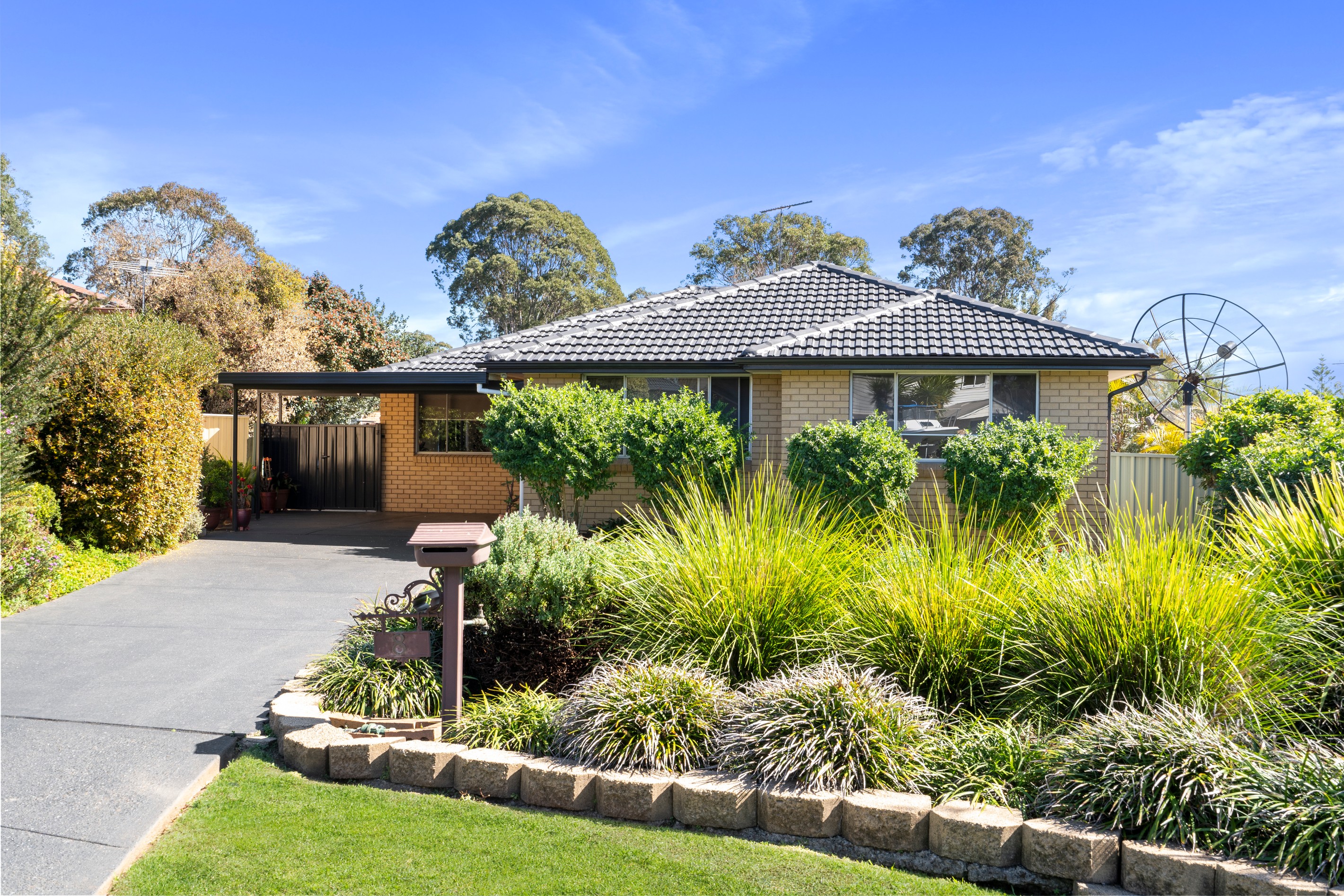 8 Cress Place, Macquarie Fields, NSW 2564