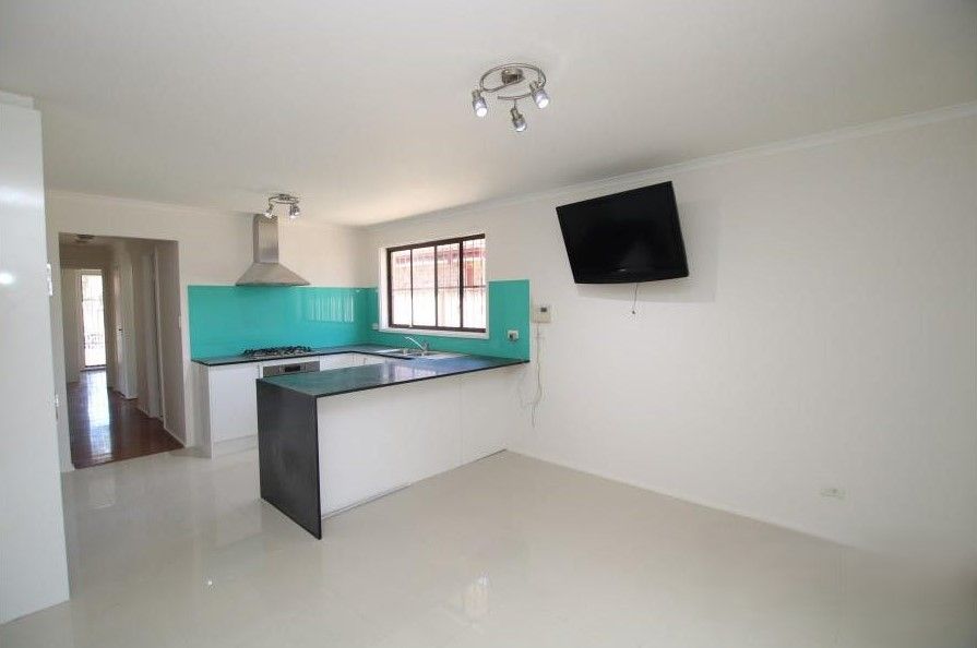 30 Nicolaidis Crescent, Rooty Hill, NSW 2766