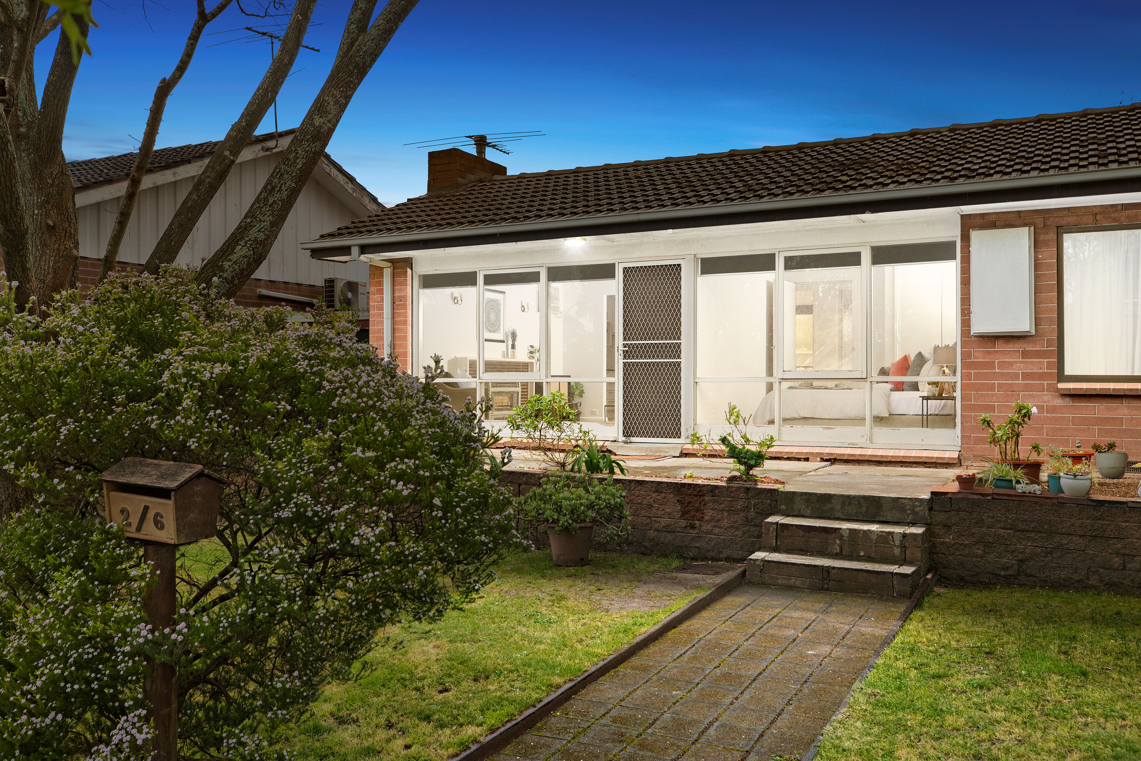2/6 Harris Grove, Bayswater, VIC 3153