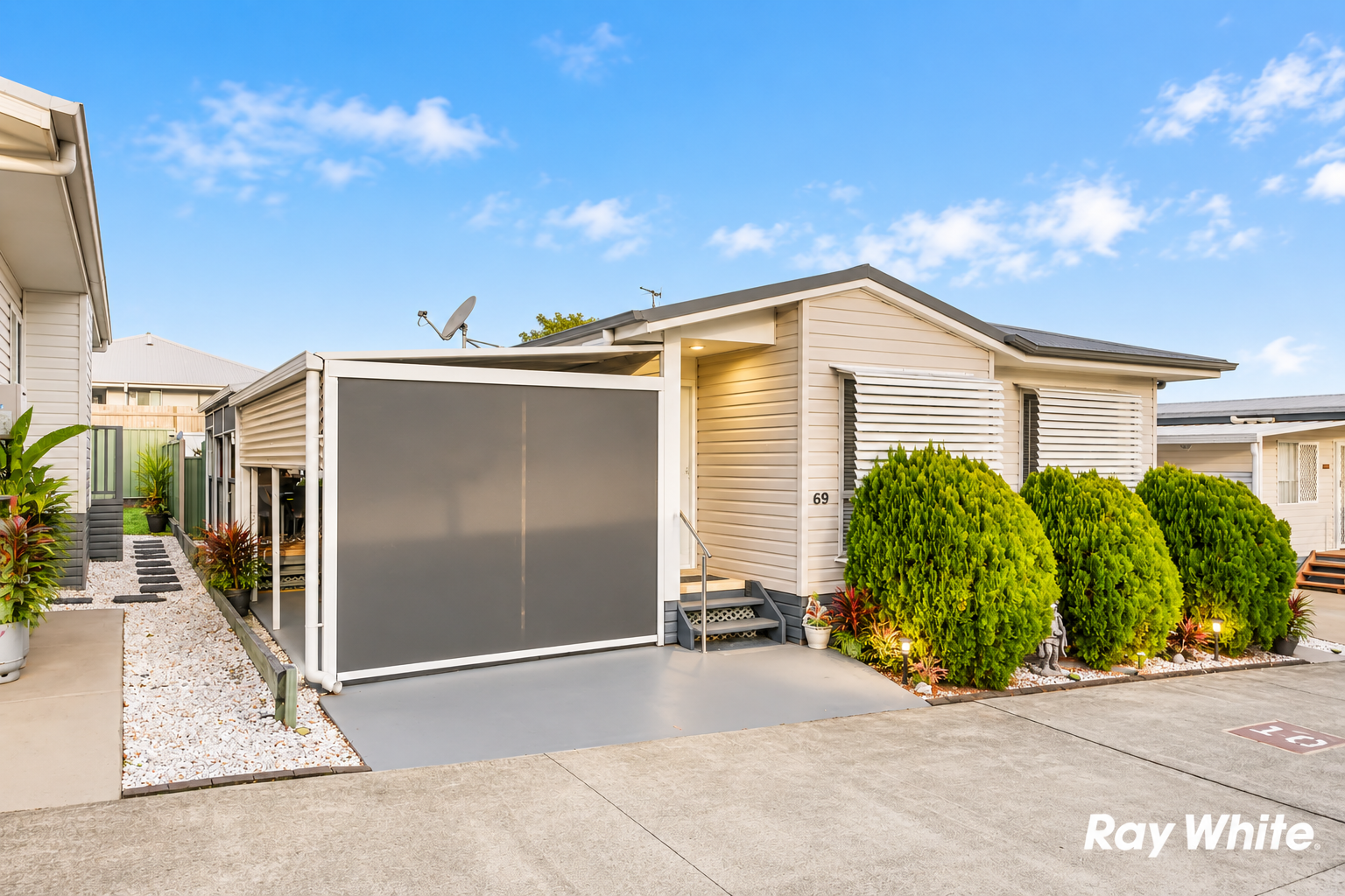 69/26 Andrew Road — photo from Ray White AKG