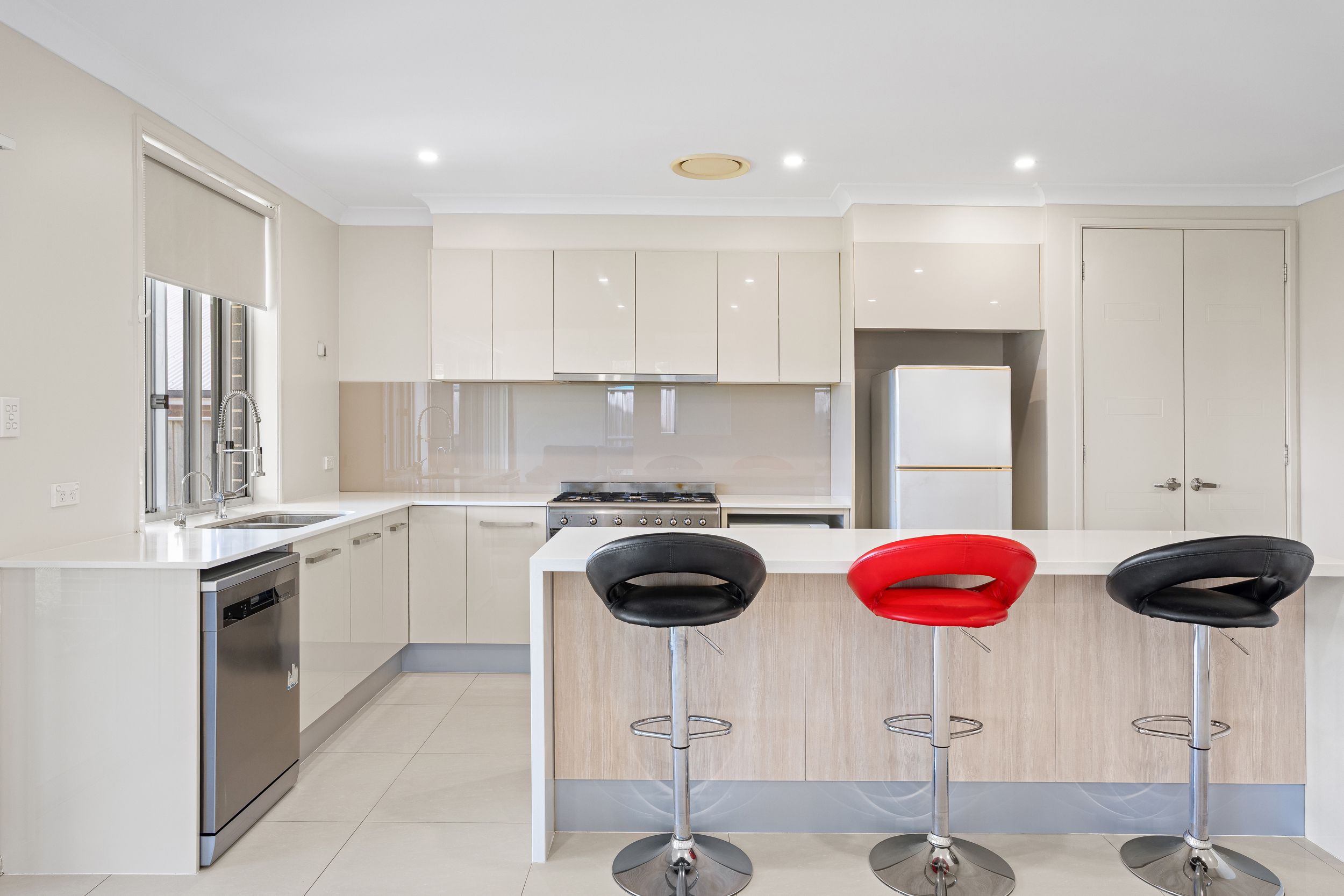 7 Capstone Terrace, Glenmore Park, NSW