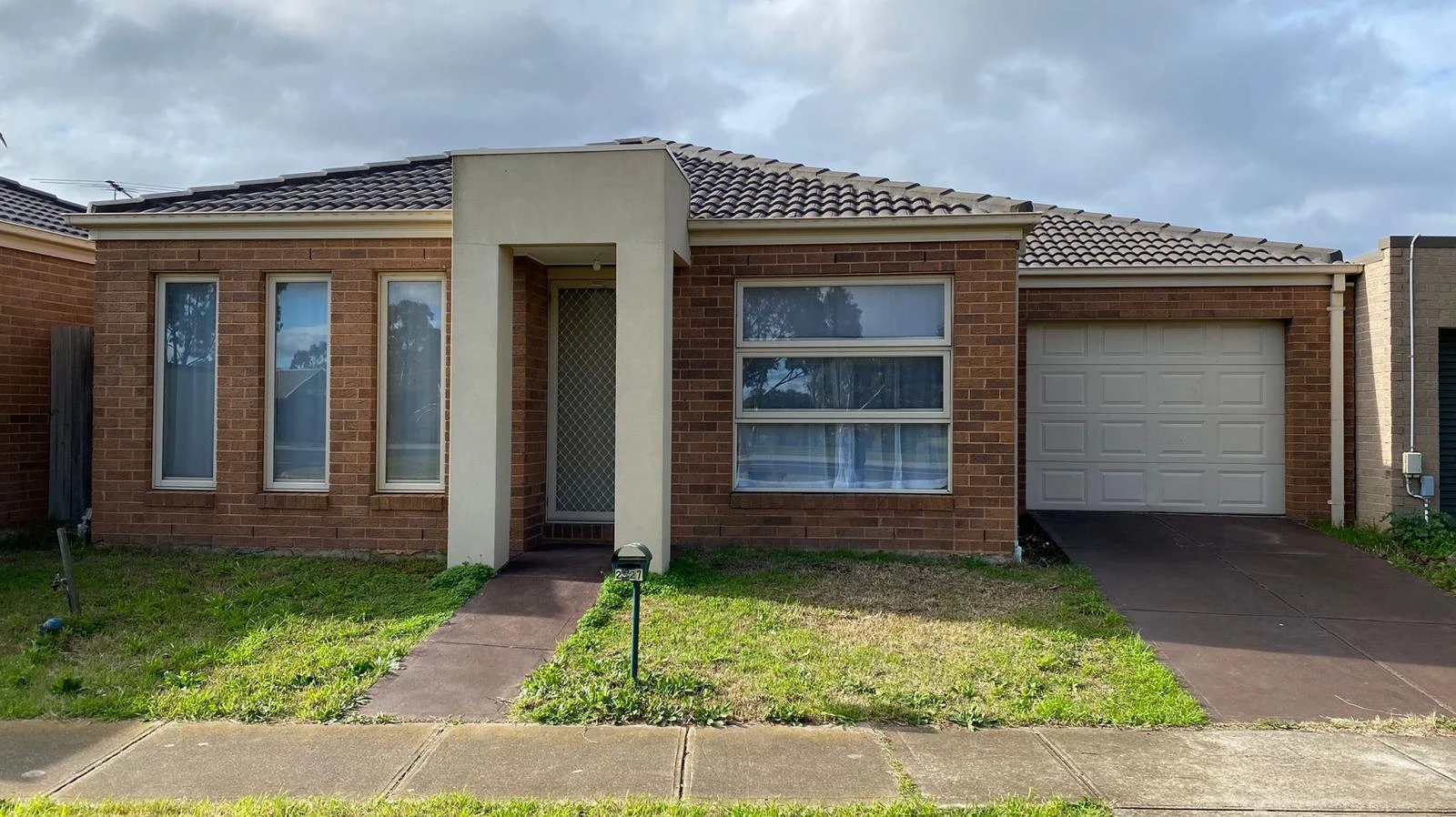 2/27 Woorite Place, Wyndham Vale, VIC 3024