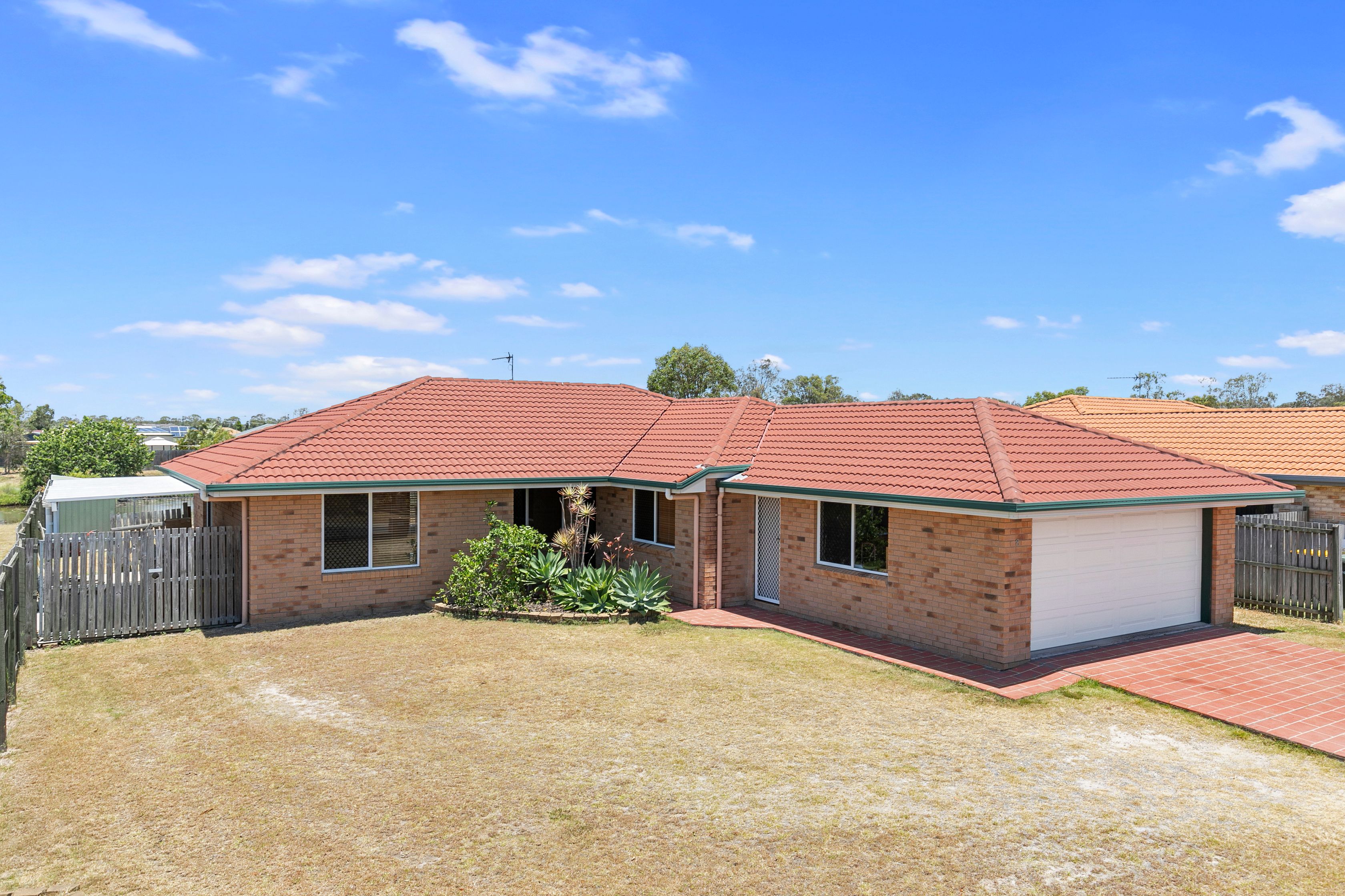 8 Wodalla Mews, Point Vernon, QLD 4655