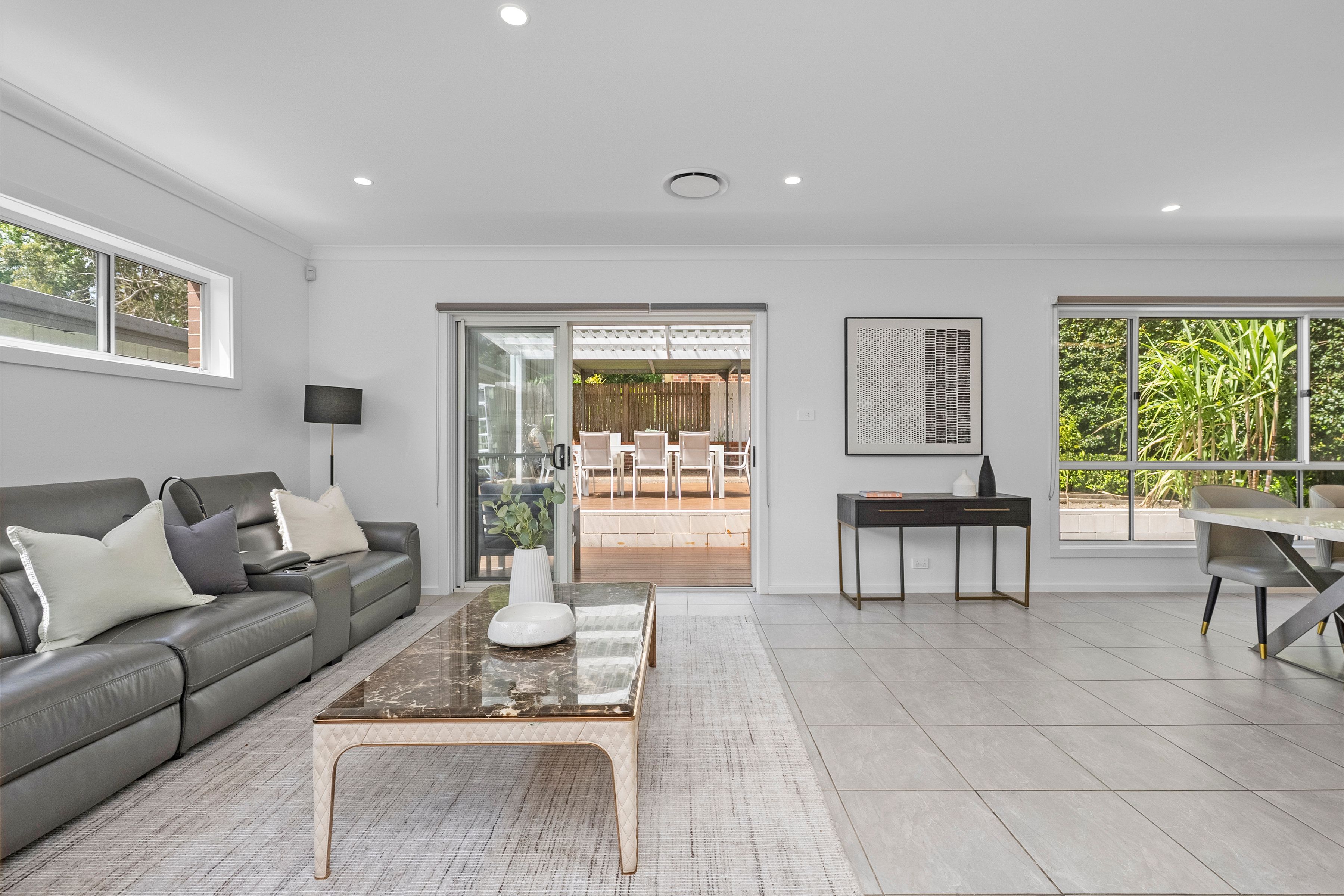 8 Balmoral Street — photo 6 of 12