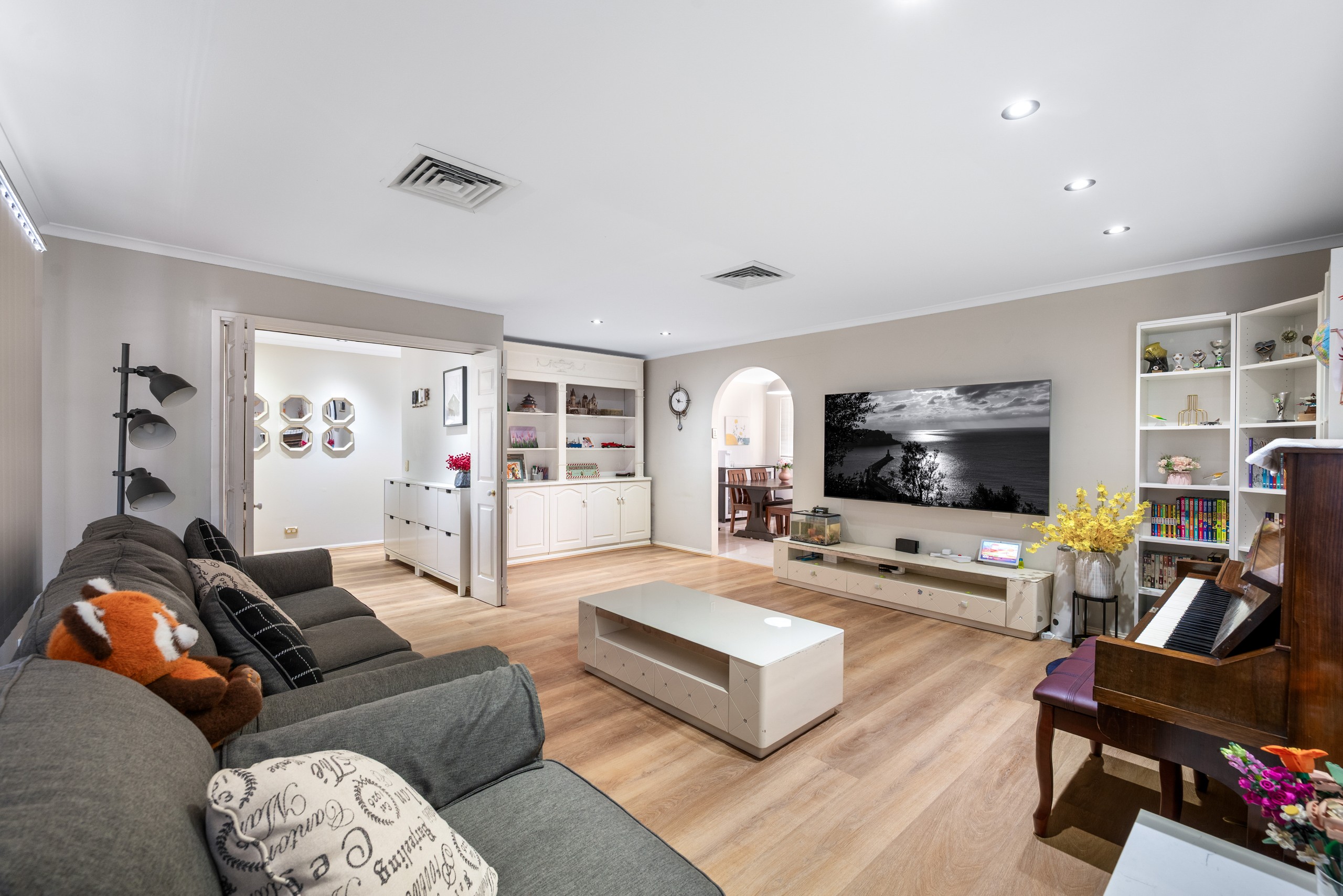 12 Glenmore Place, South Penrith, NSW 2750