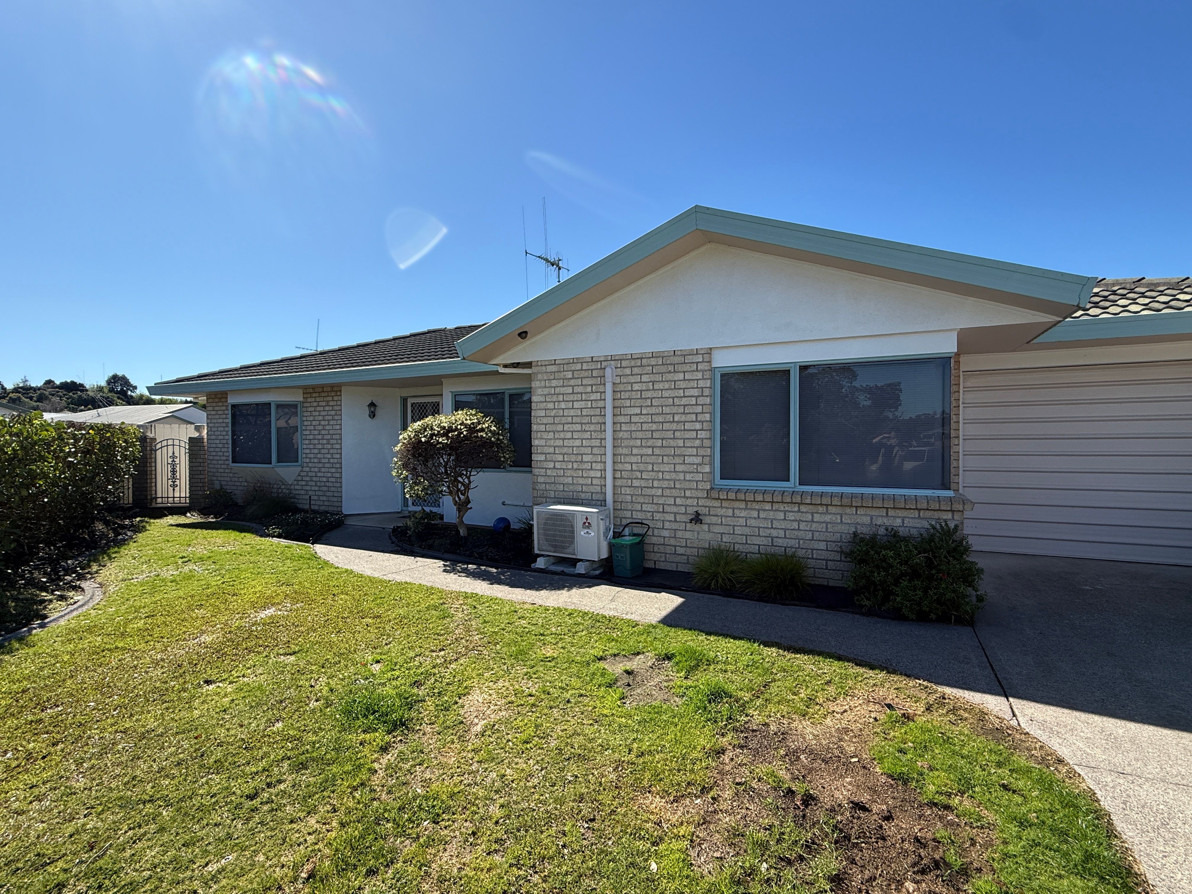37 Aaron Place, Brookfield, Tauranga City