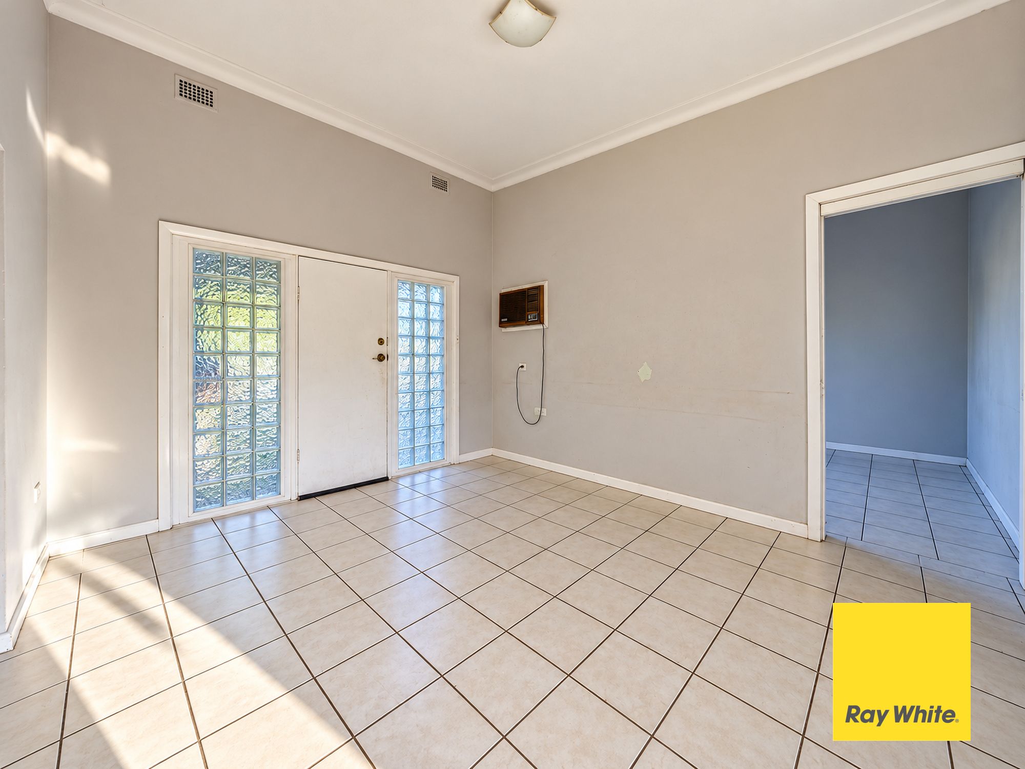 331 Ocean Beach Road — photo 5 of 23