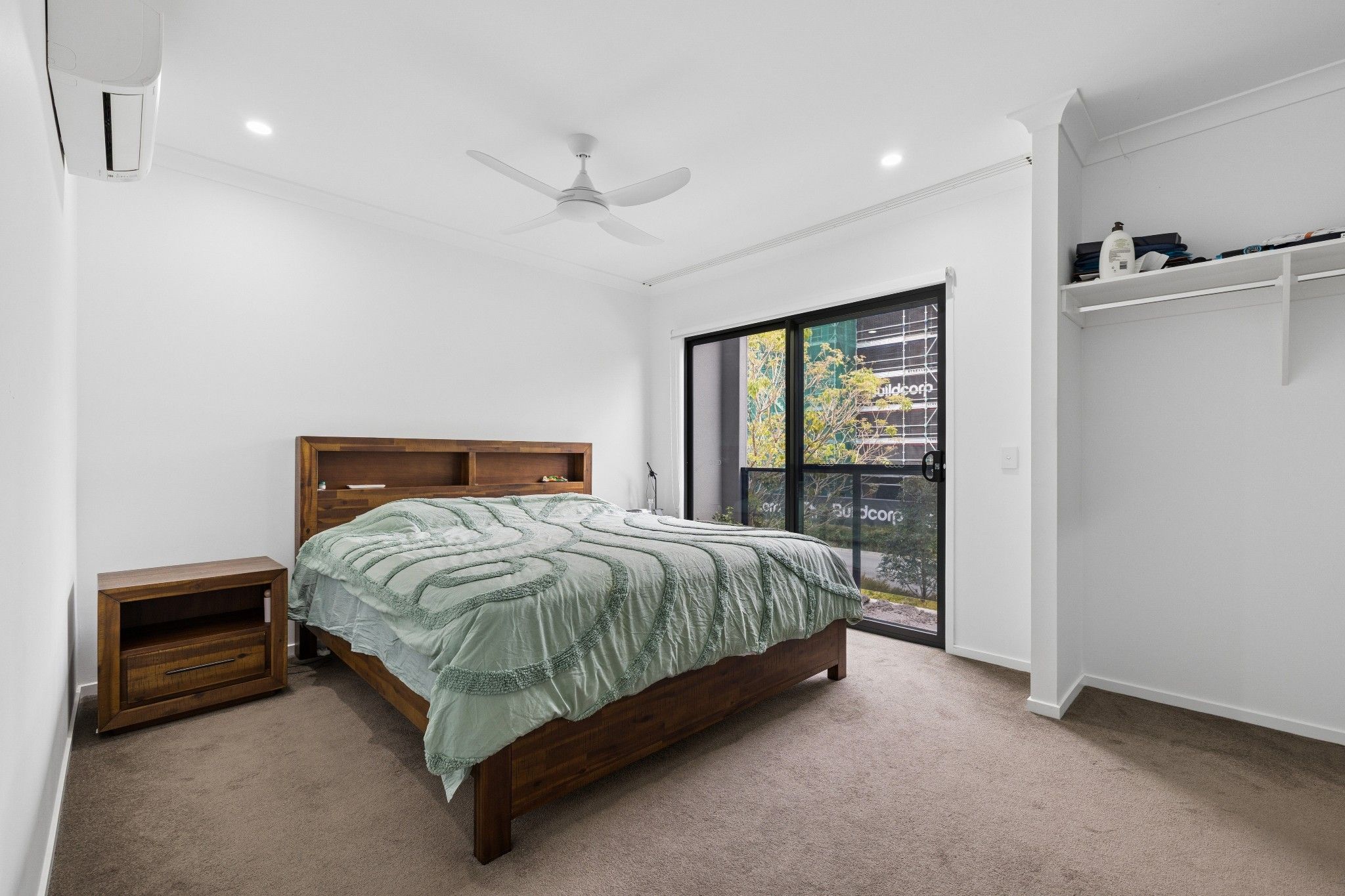 30 Plaza Place — photo 15 of 24