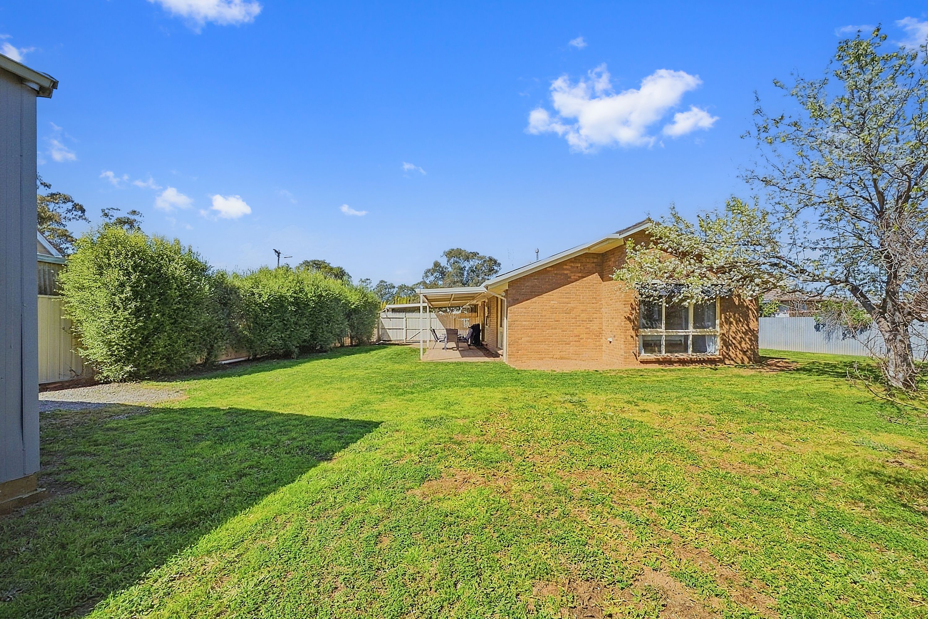 39 Stonehaven Road — photo 13 of 17