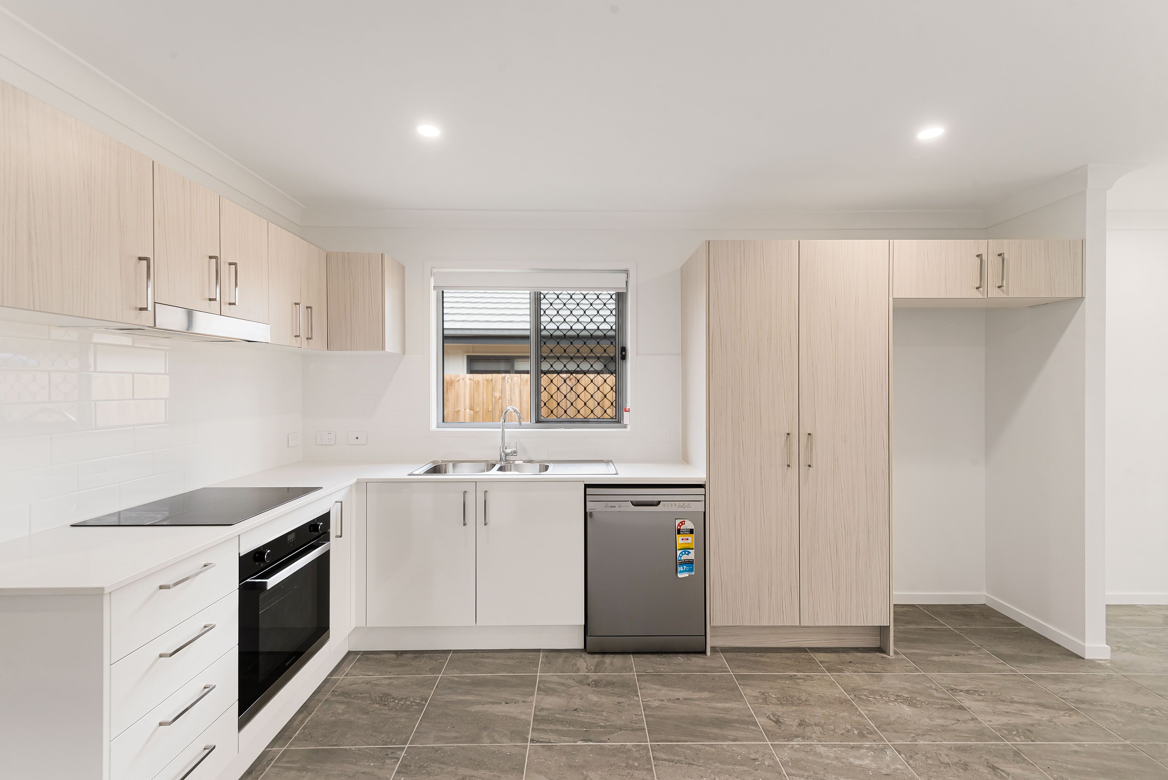 8 Tulloch Street, Logan Reserve, QLD 4133
