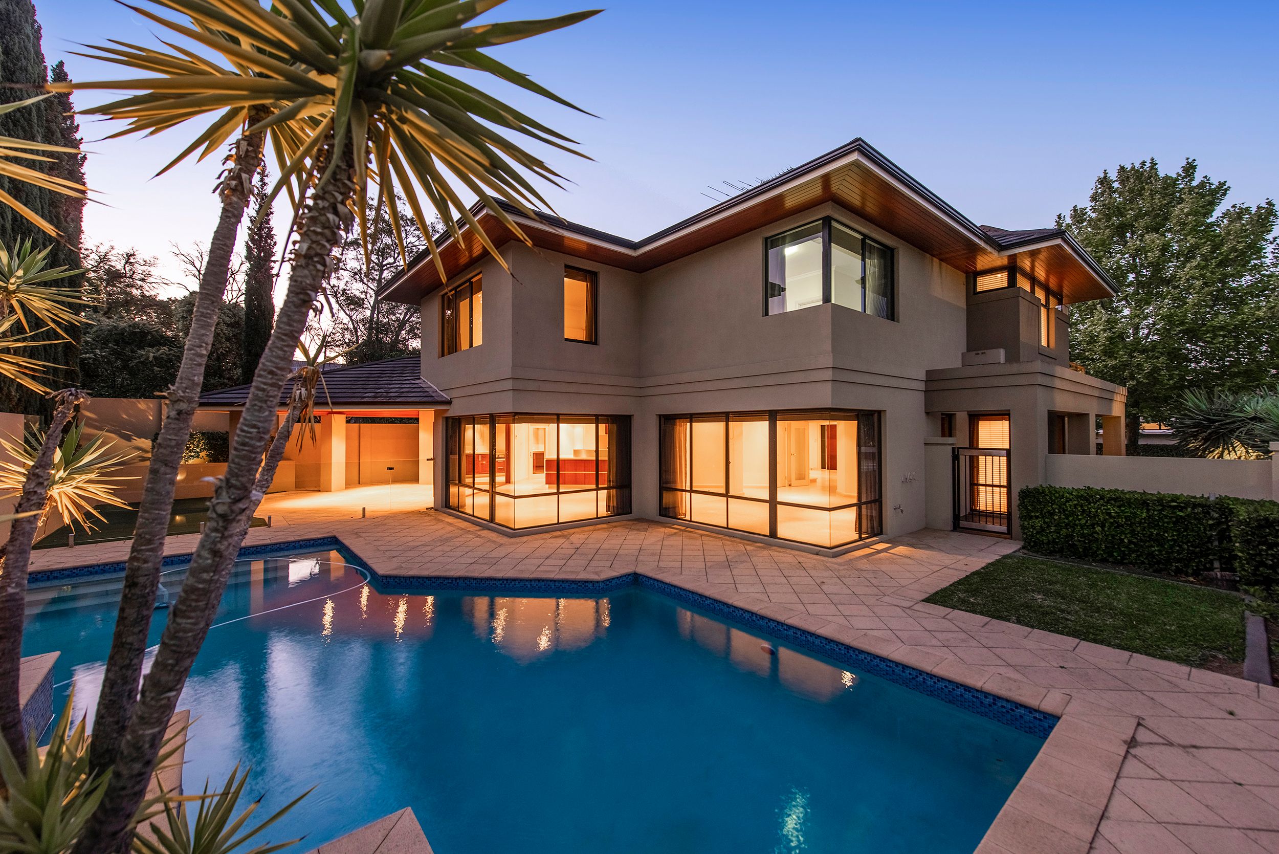 16 Minora Road