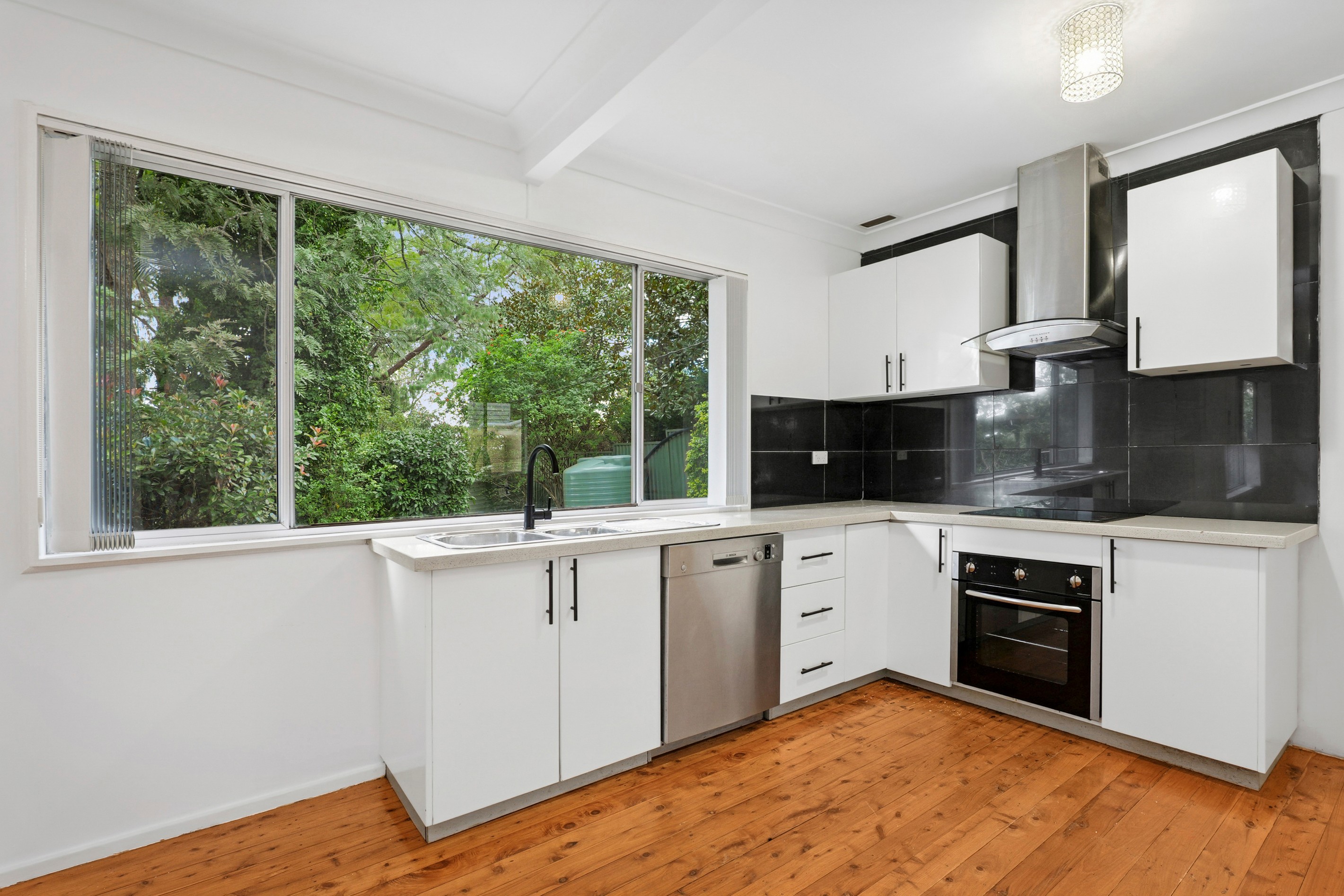 192 Lieutenant Bowen Drive, Bowen Mountain, NSW 2753