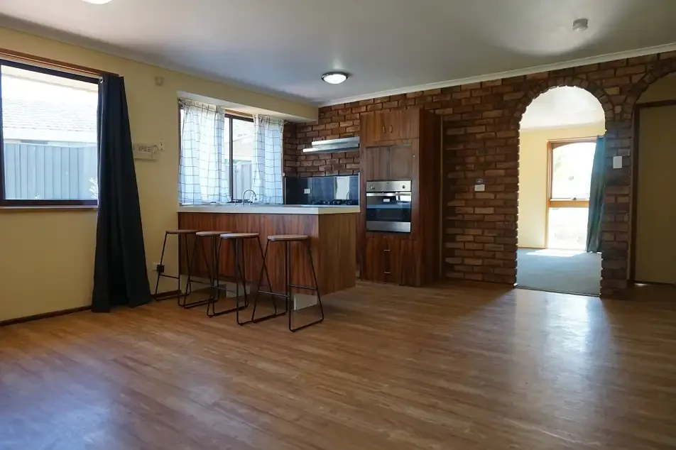 18 Quenda Place, St Helens Park, NSW 2560