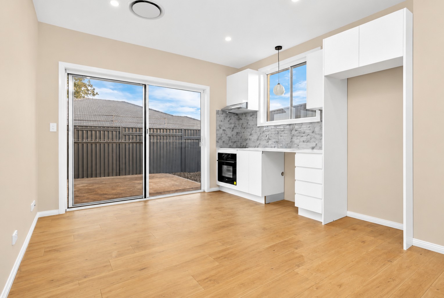 18a Wattlecrest Place, Glenmore Park, NSW 2745