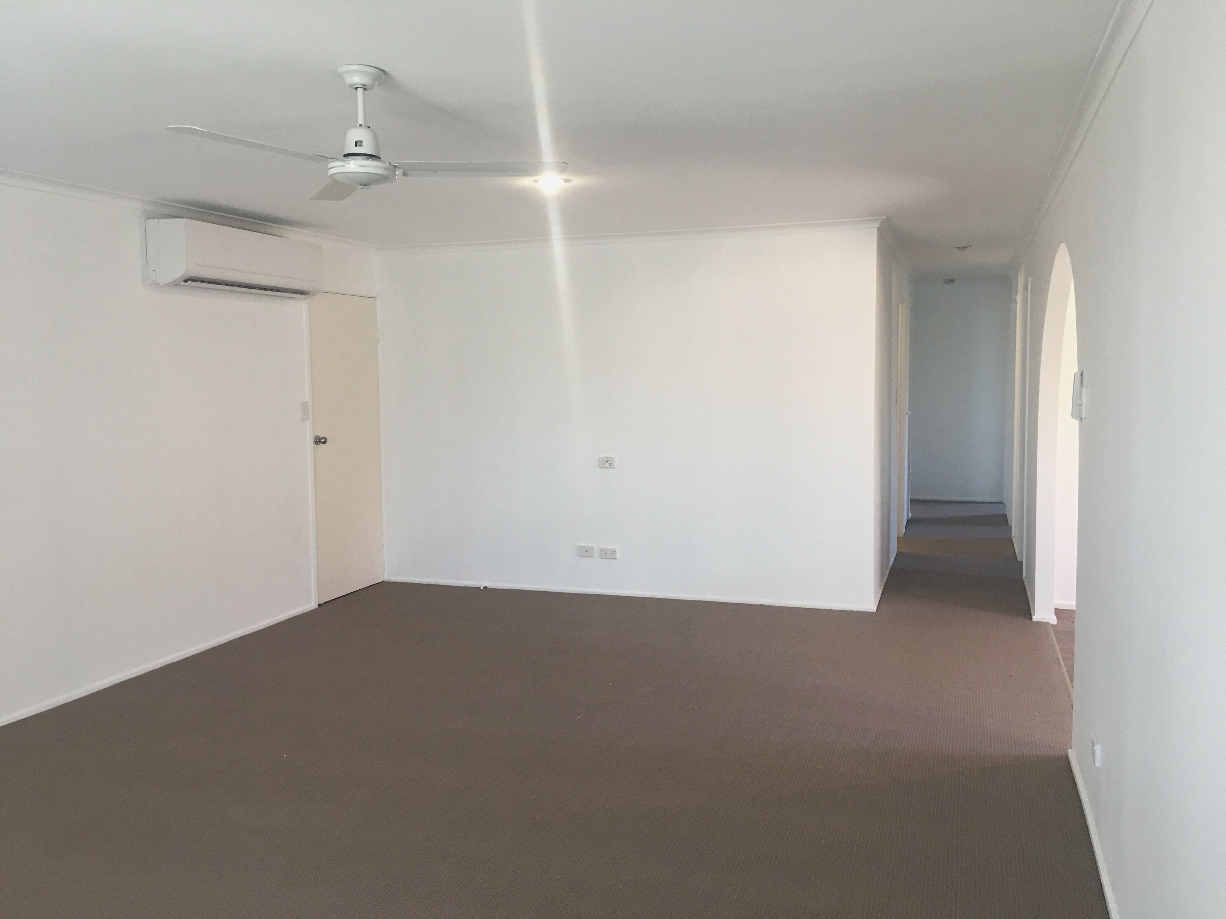 127 Hooker Boulevard, Broadbeach Waters, QLD 4218