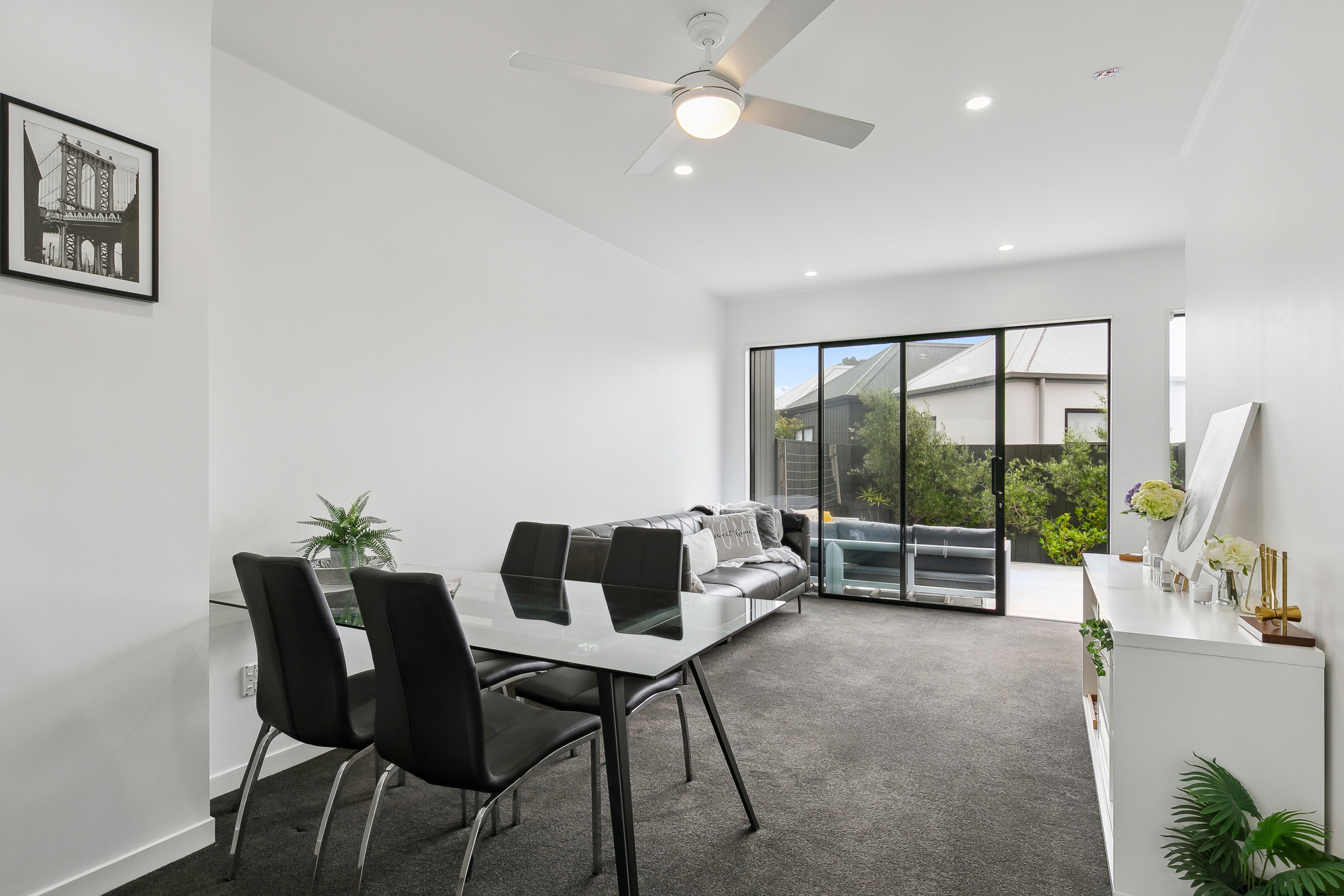 14/6 Oswald Crescent, Paparangi, Wellington City