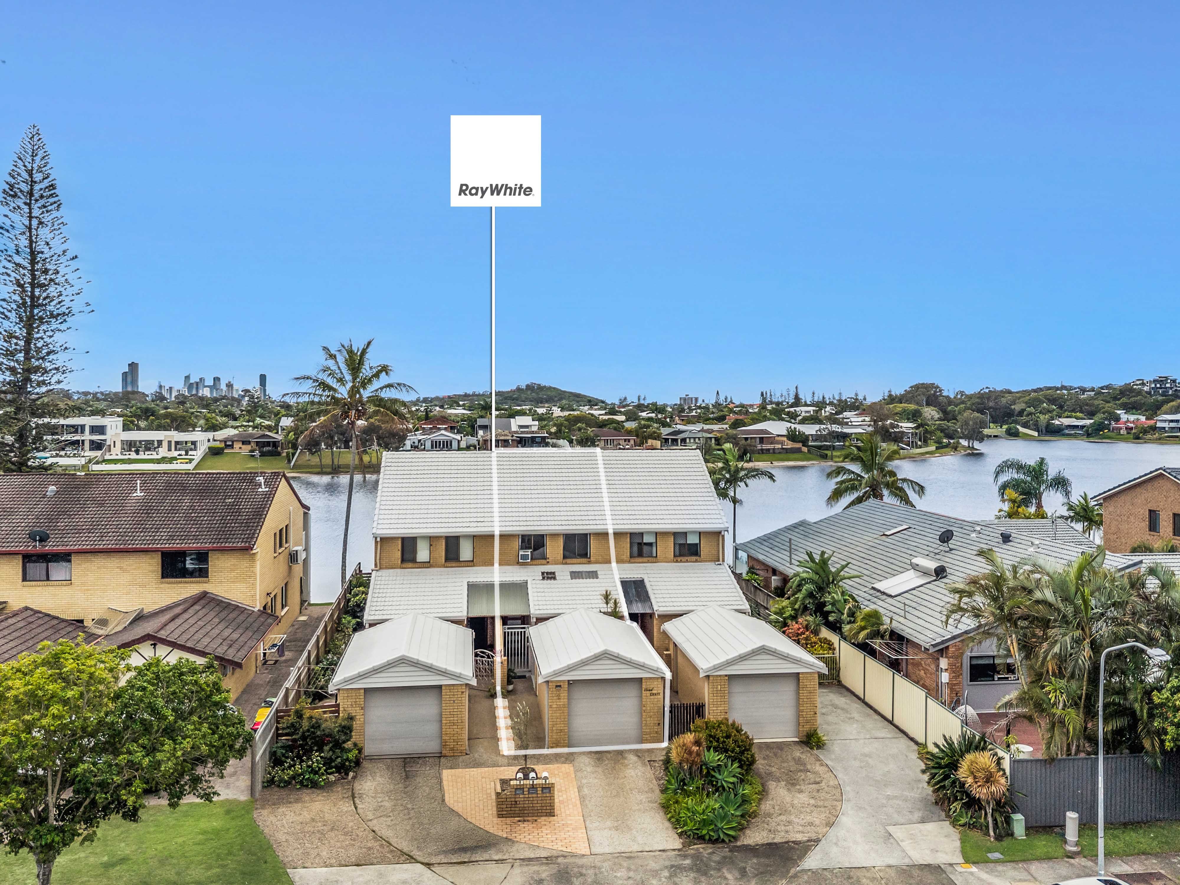 2/15 Barbet Place — photo 3 of 29