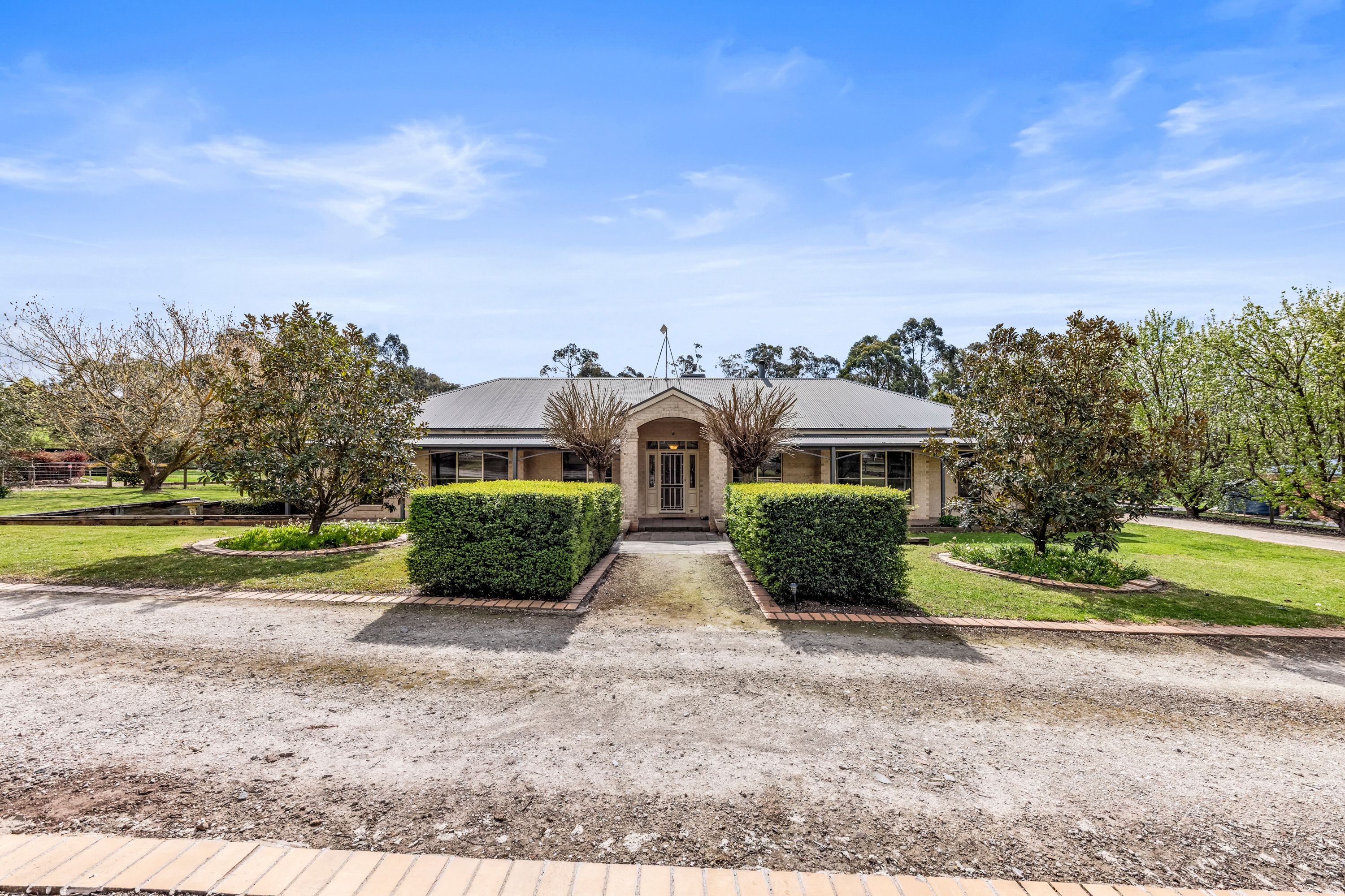 4 Hague Court, Drouin, VIC 3818