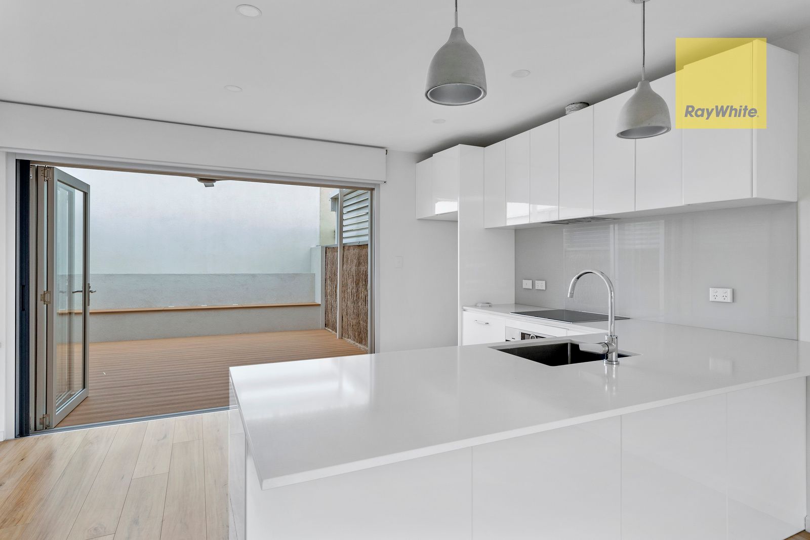 2/1 Sandhurst Court, Brighton, SA 5048