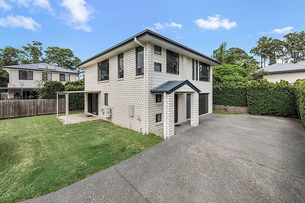 8 Knightsbridge Street, Oxley, QLD 4075