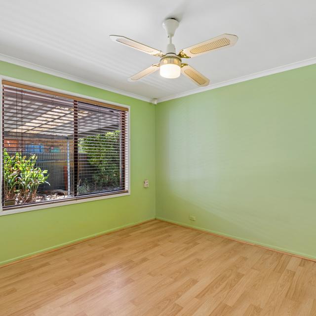 122 Adams Point Rd 122 Adams Road, Trott Park, SA 5158 - Sold House - Ray White Glenelg ...