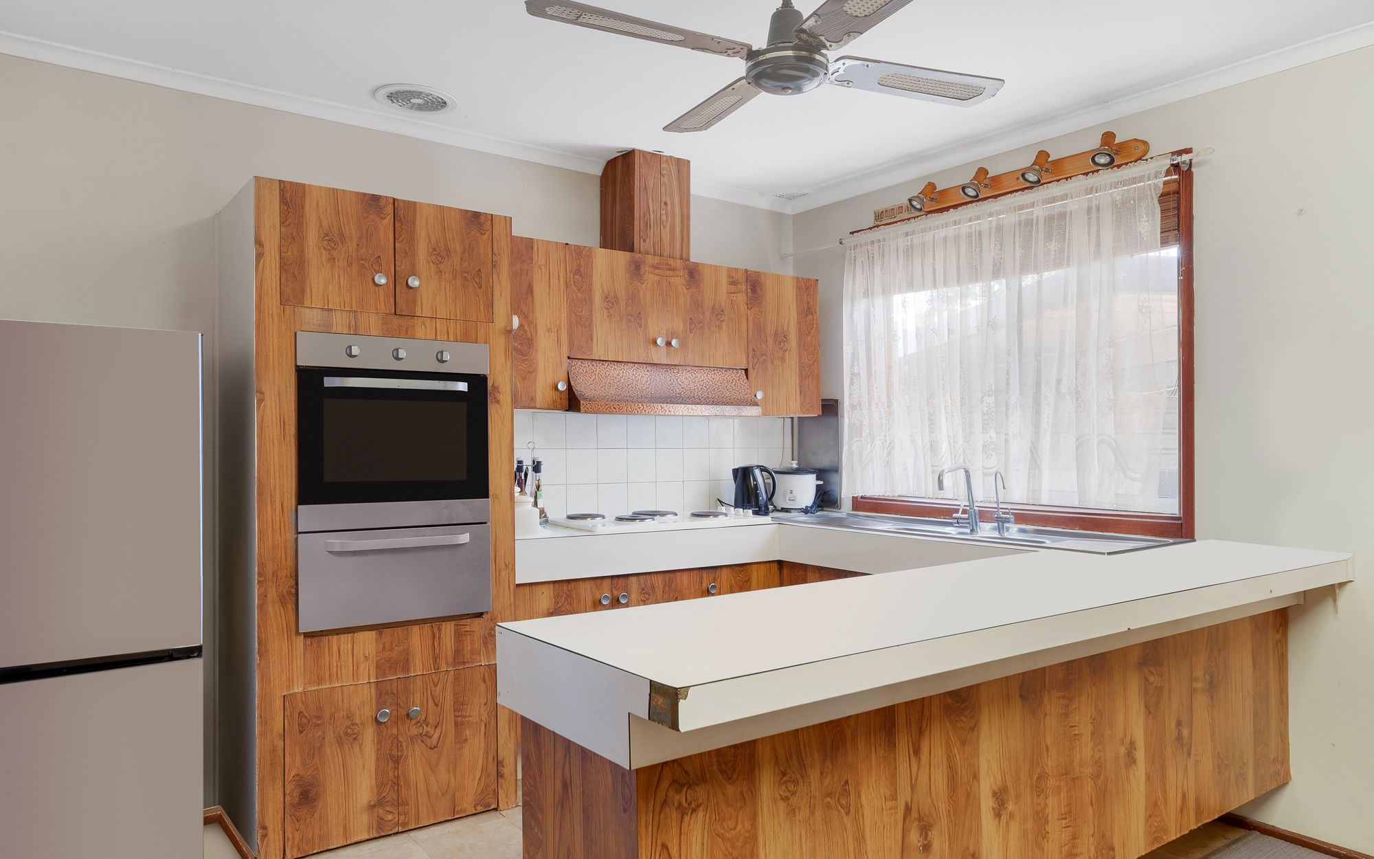 19 Pickett Avenue, Minto, NSW 2566