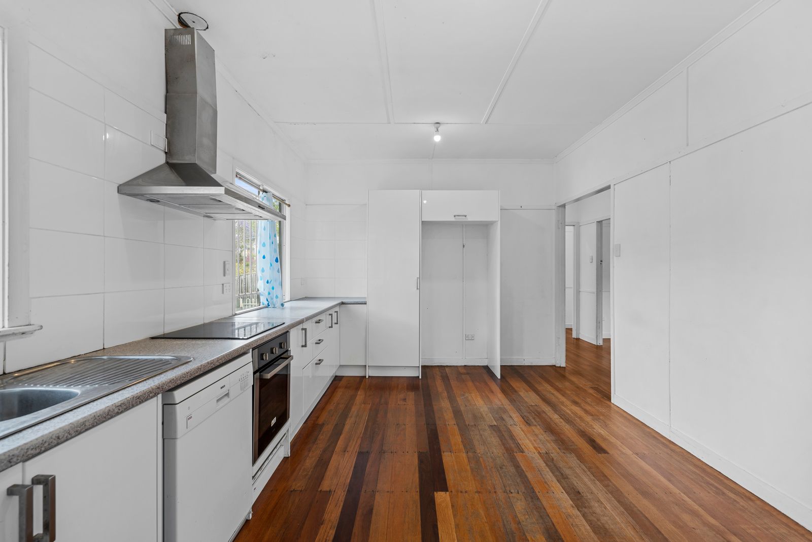 20 Vereker Street — photo 5 of 27