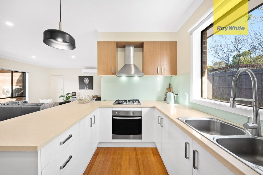 2/24 Manuka Drive, Ferntree Gully, VIC 3156