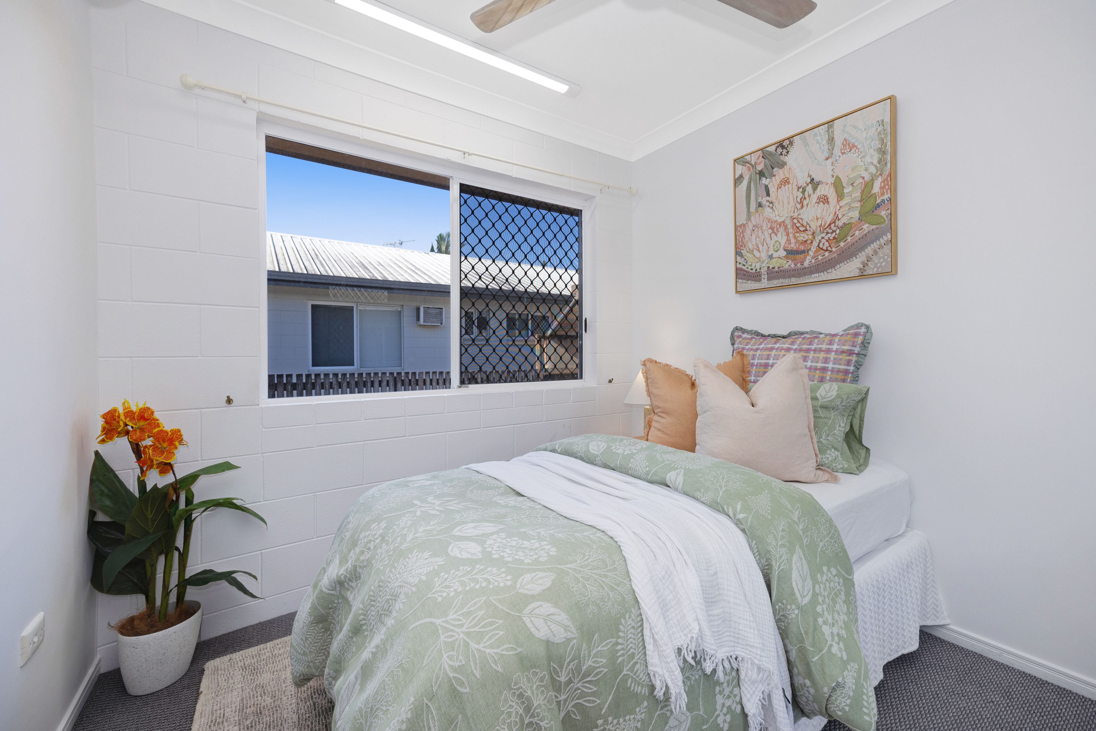 6 Dalkeith Crescent — photo 13 of 20