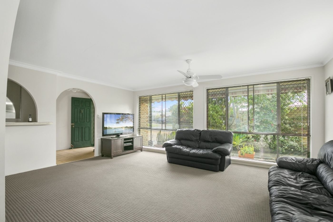 10 Mardella Court, Mermaid Waters, QLD 4218